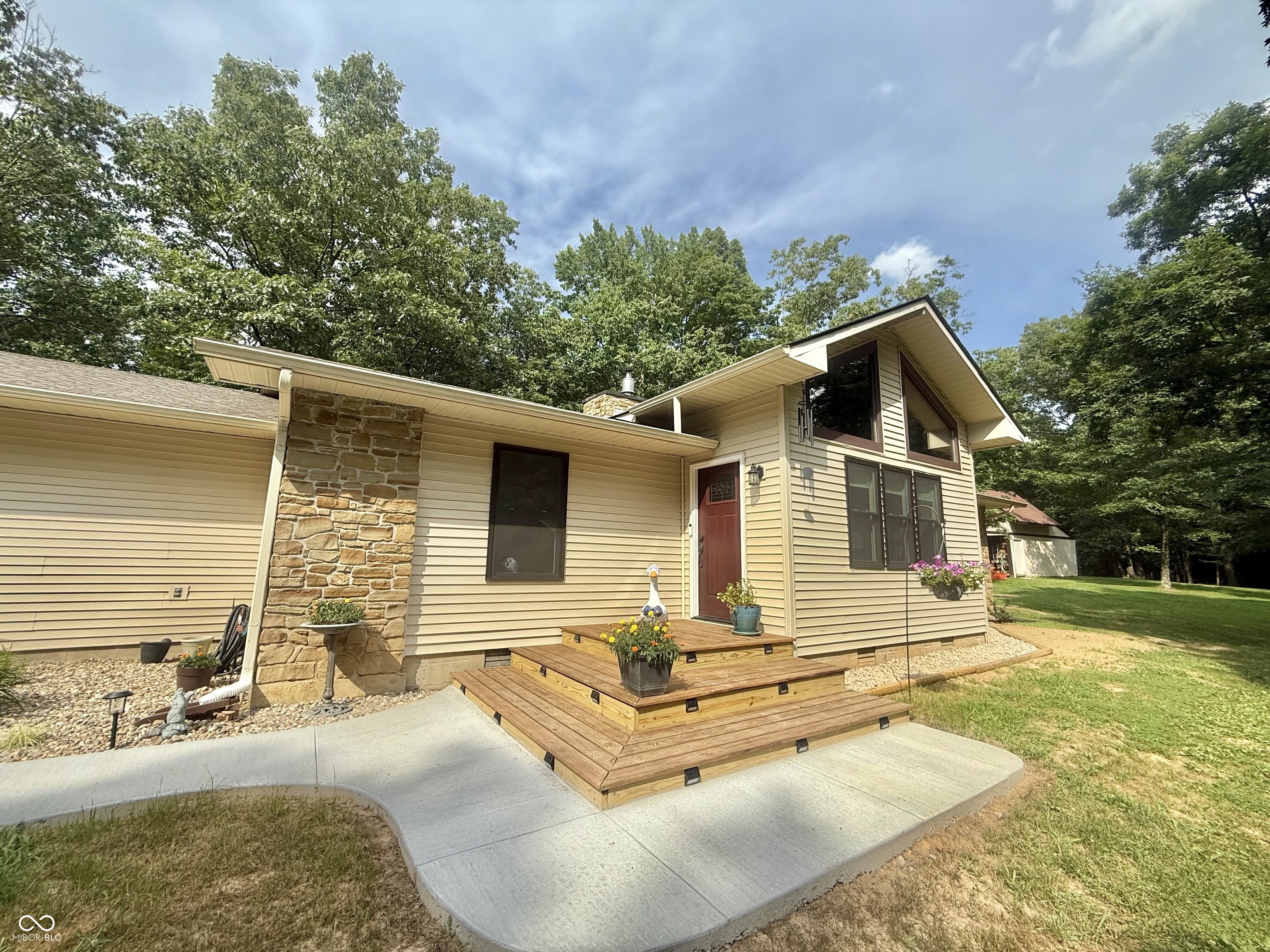 11555 N Co Rd 400 W