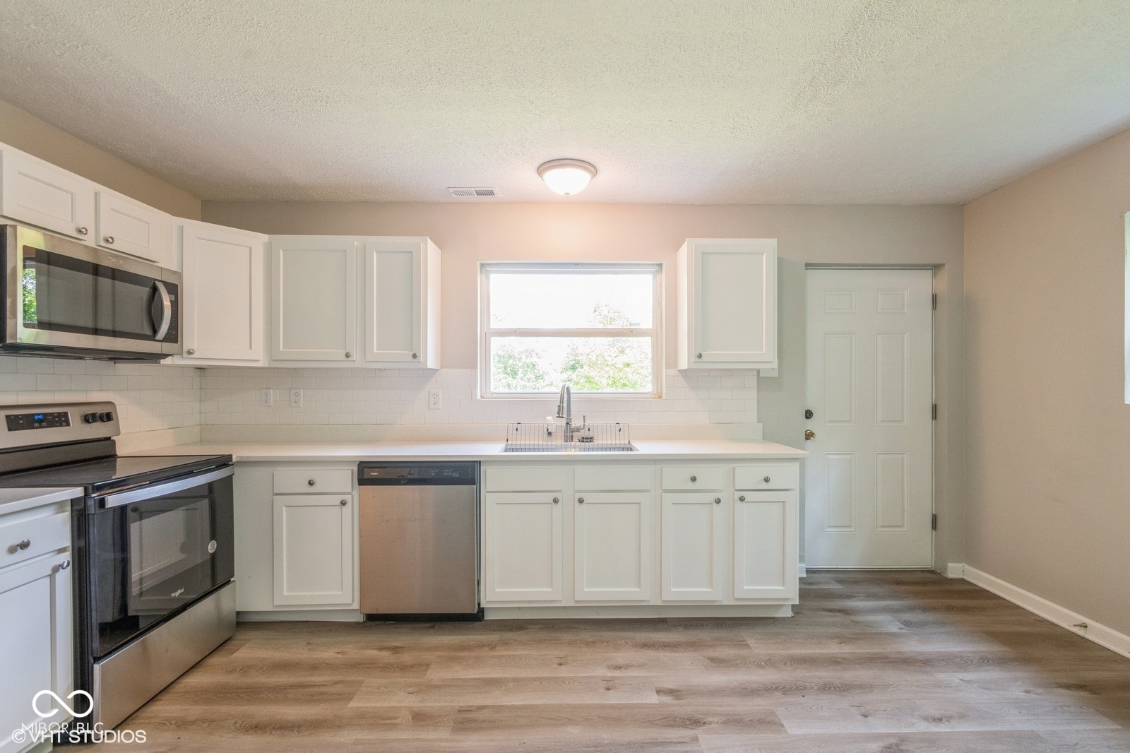 6570 N Private Road 525 E