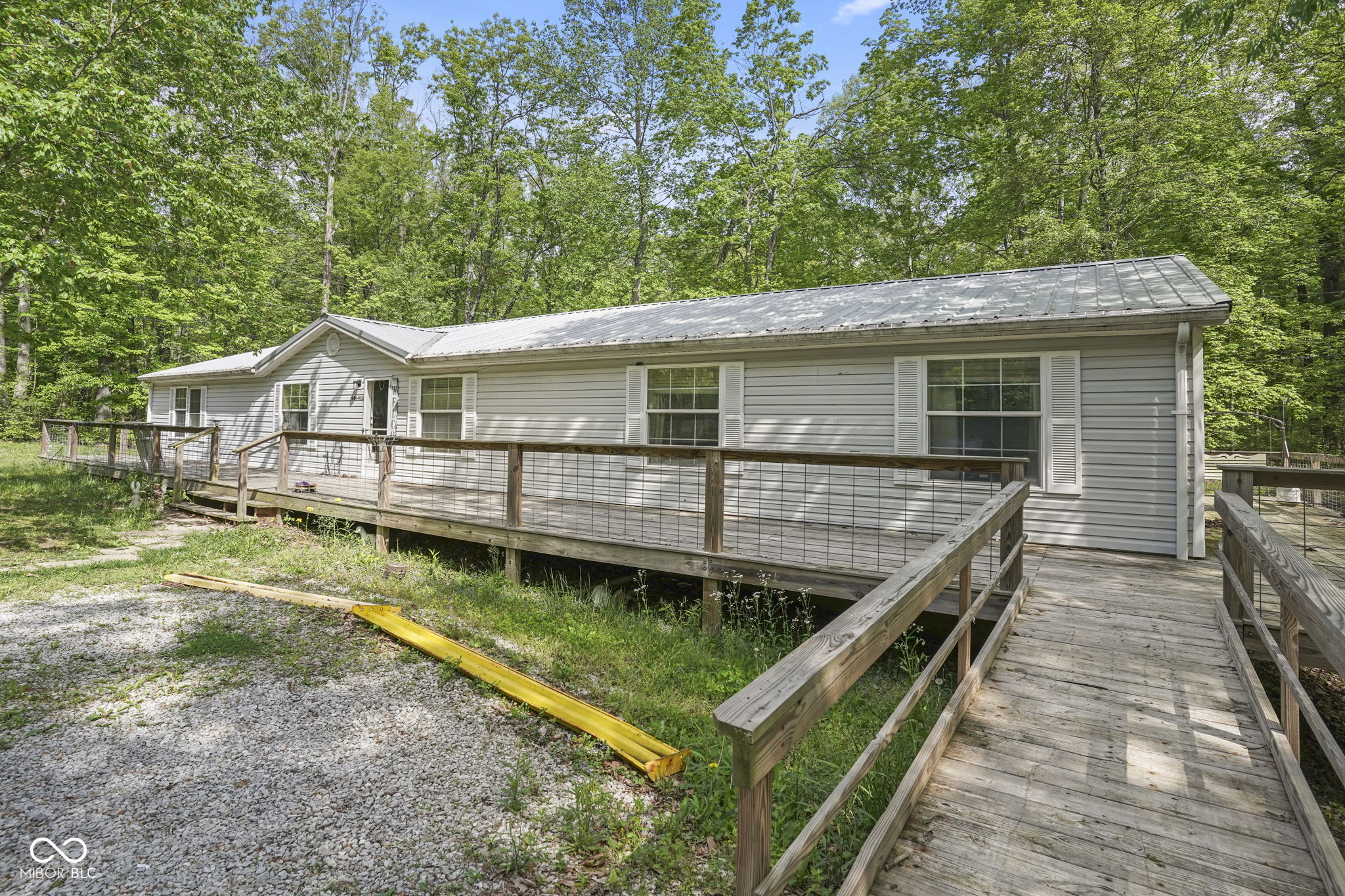 950 Hoosier Drive