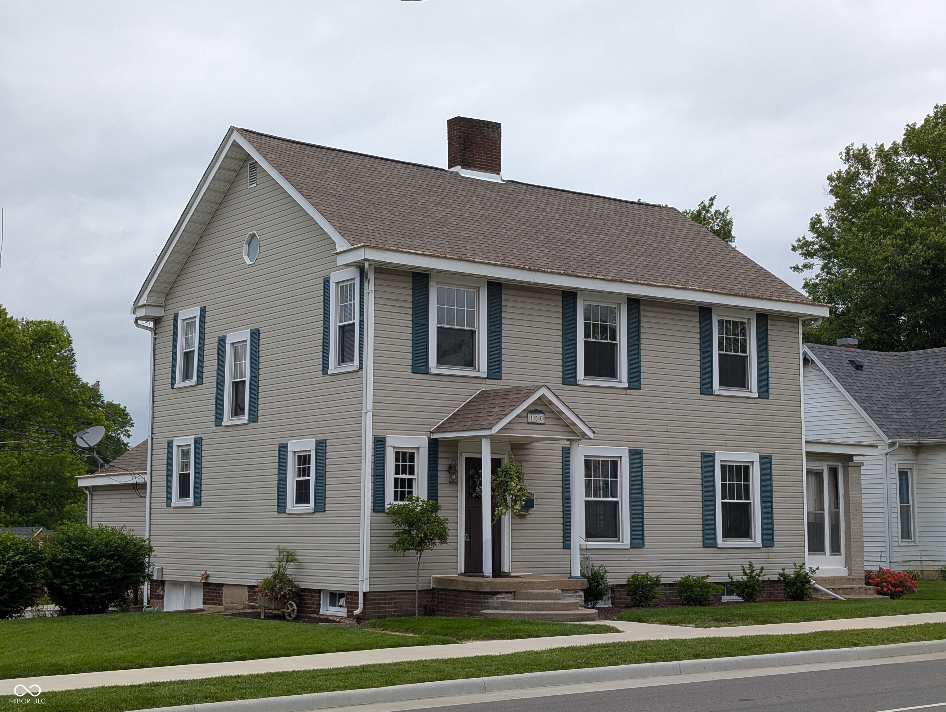 150 W Walnut Street