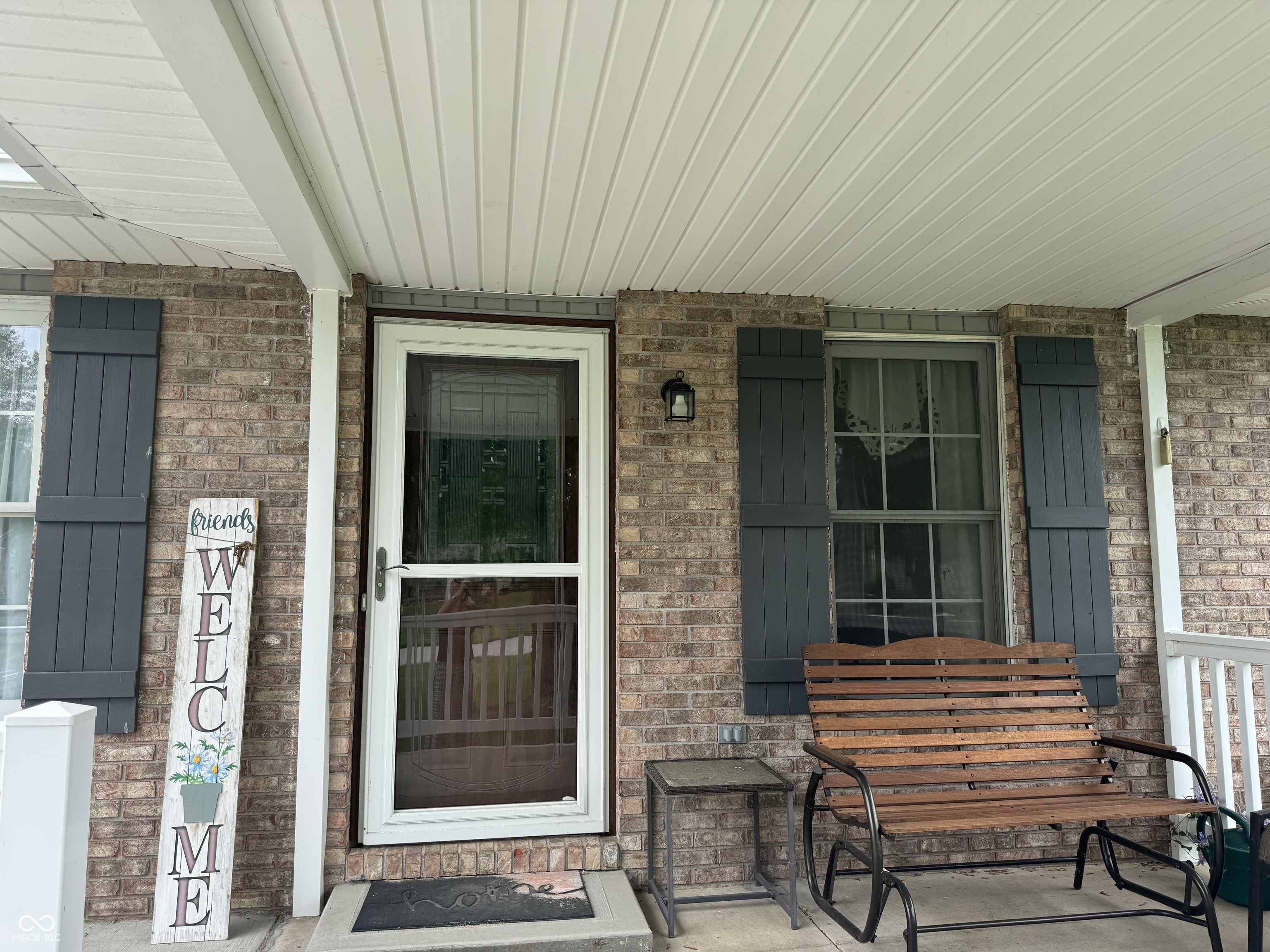 115 Flintwood W Drive