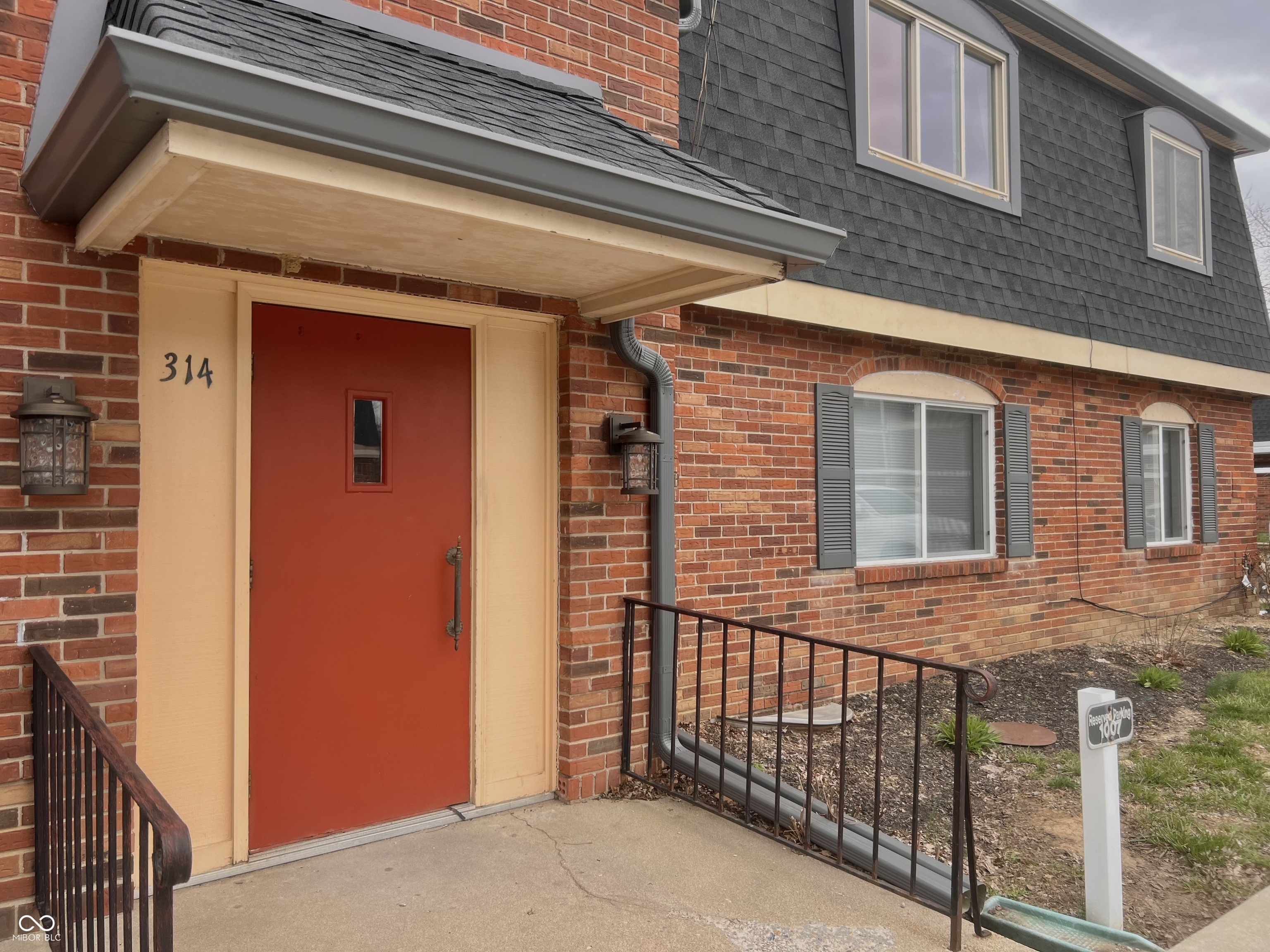 314 Elmead Court
