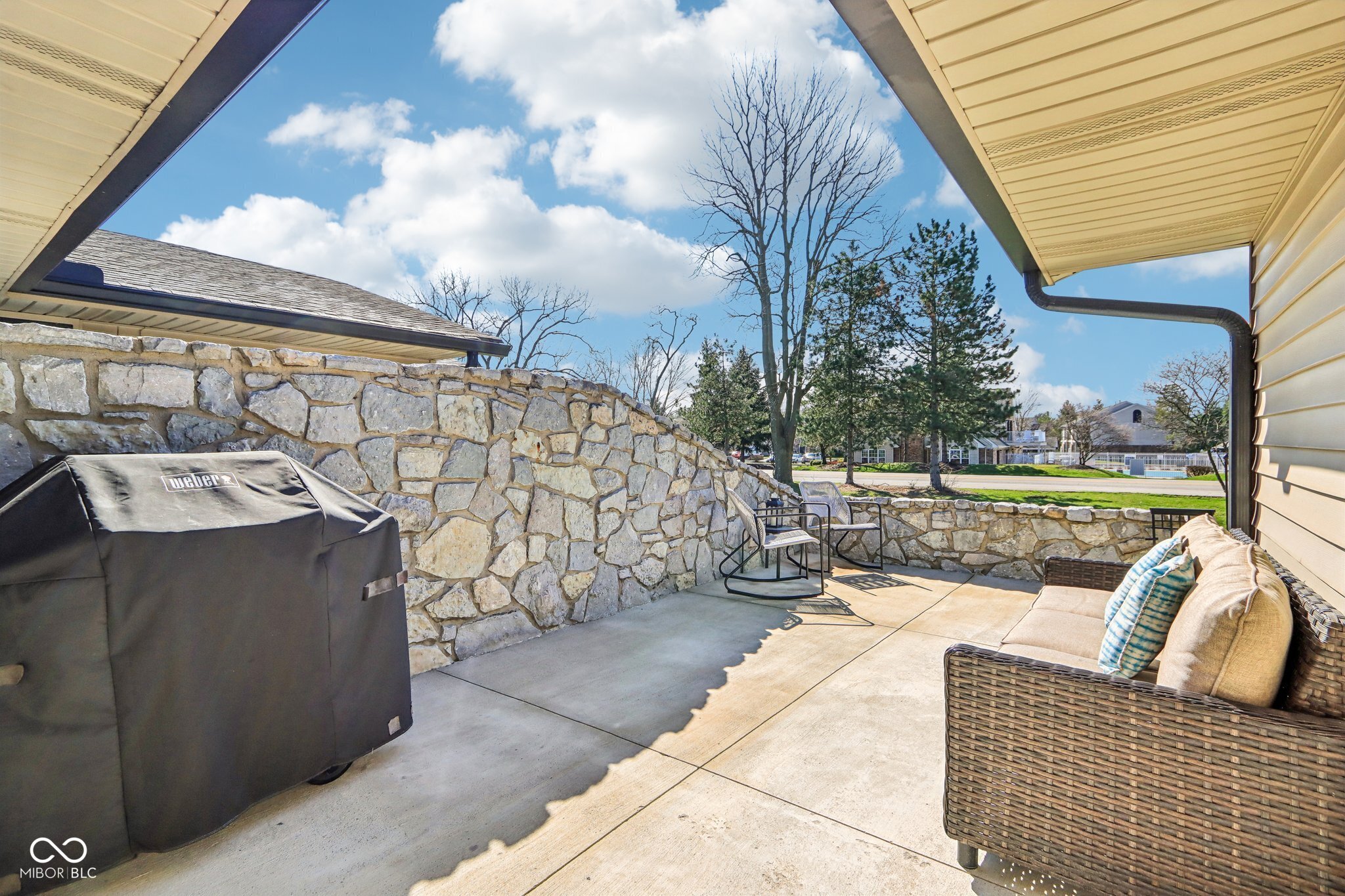 1001 Paradise Court