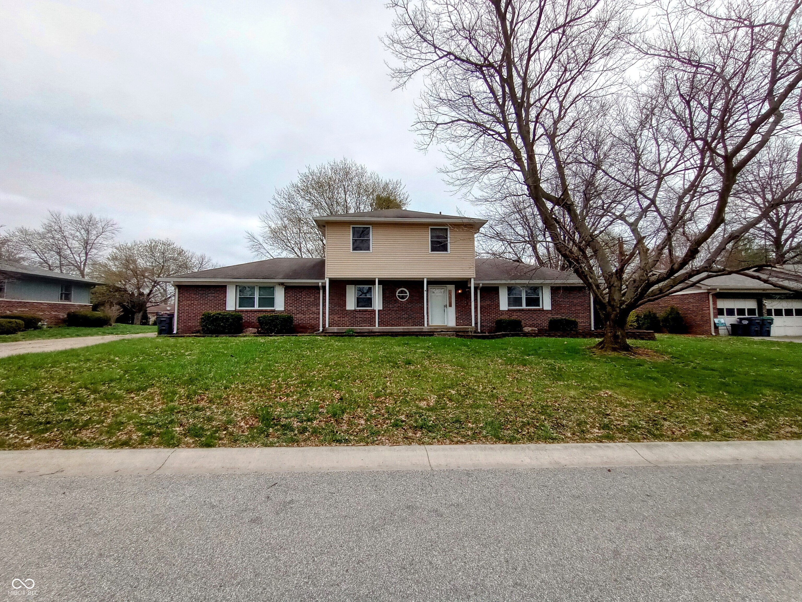 951 Apple Valley Road