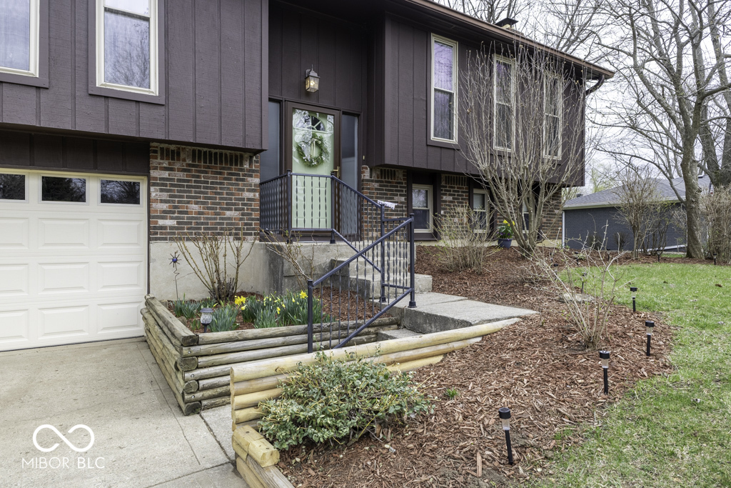 615 Shady Creek Drive