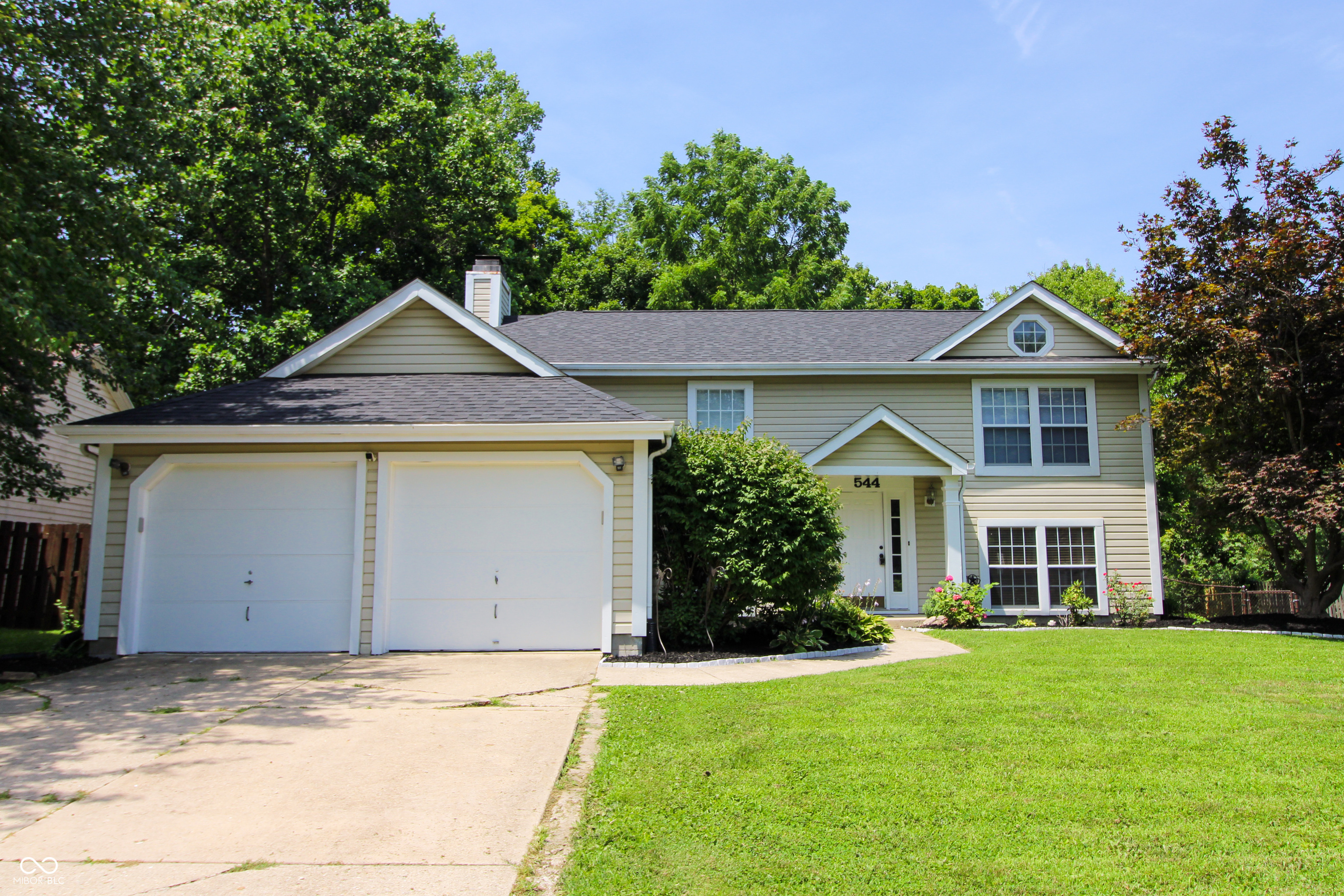 544 Hunters Trail