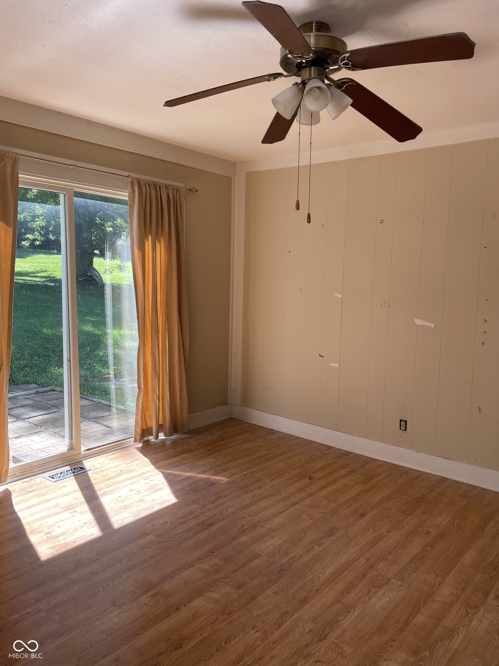 1433 S Morgantown Road