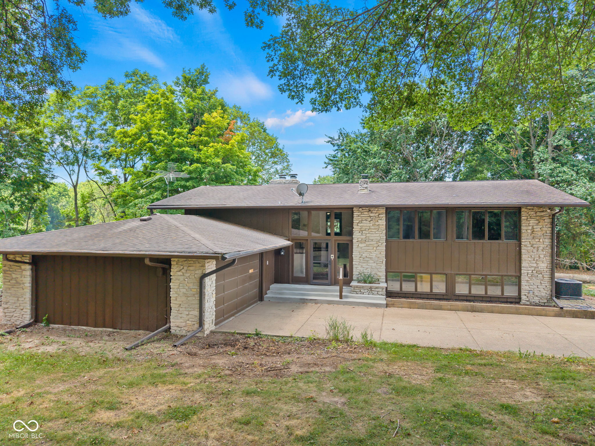 4491 W Stones Crossing Road