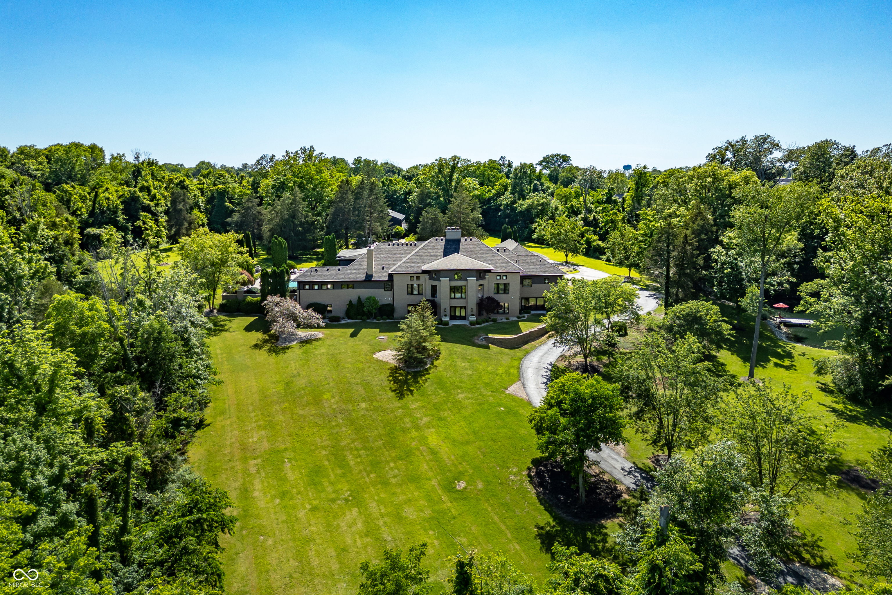 4023 Cedar Hills N Drive