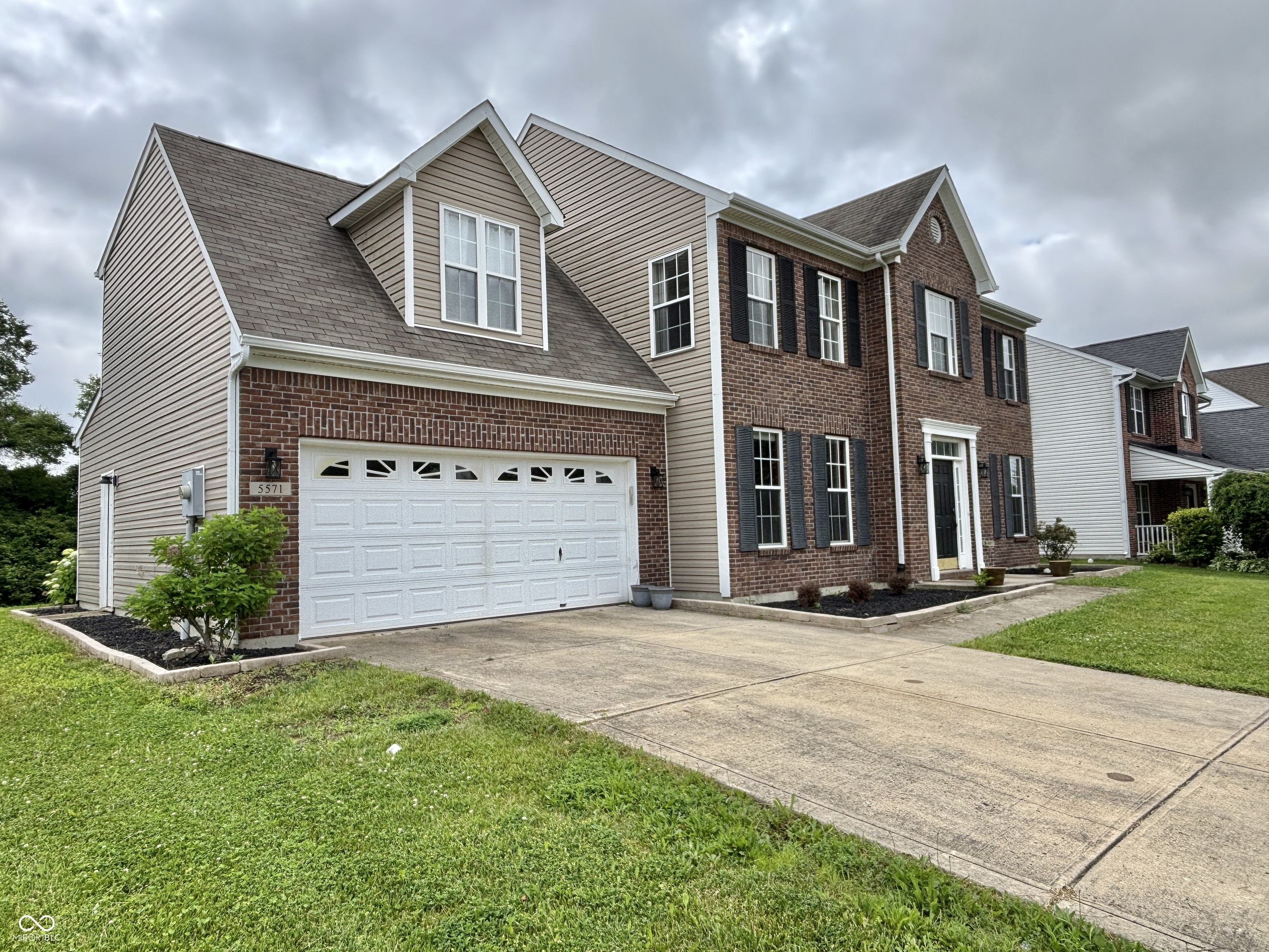 5571 Auburndale Drive