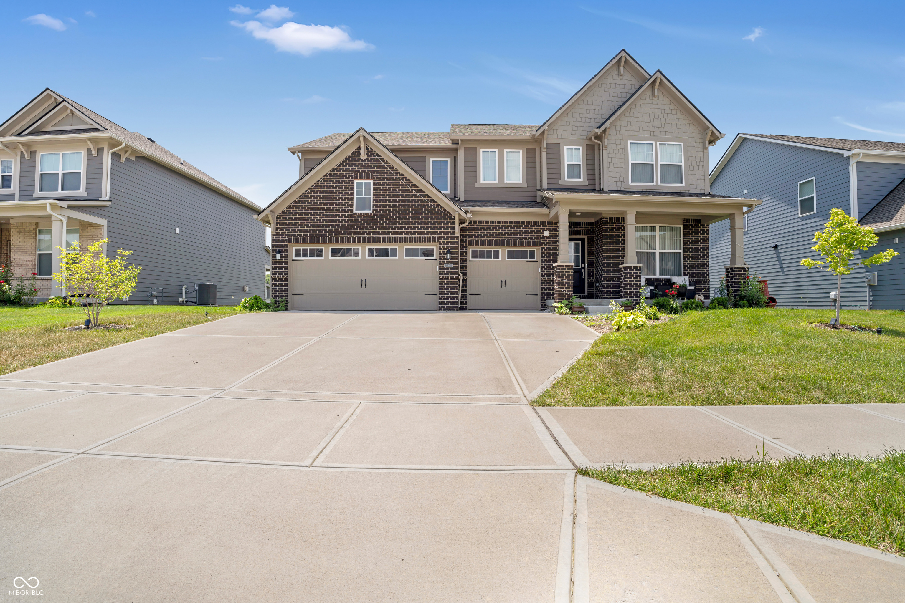 3581 Tipperlin Road
