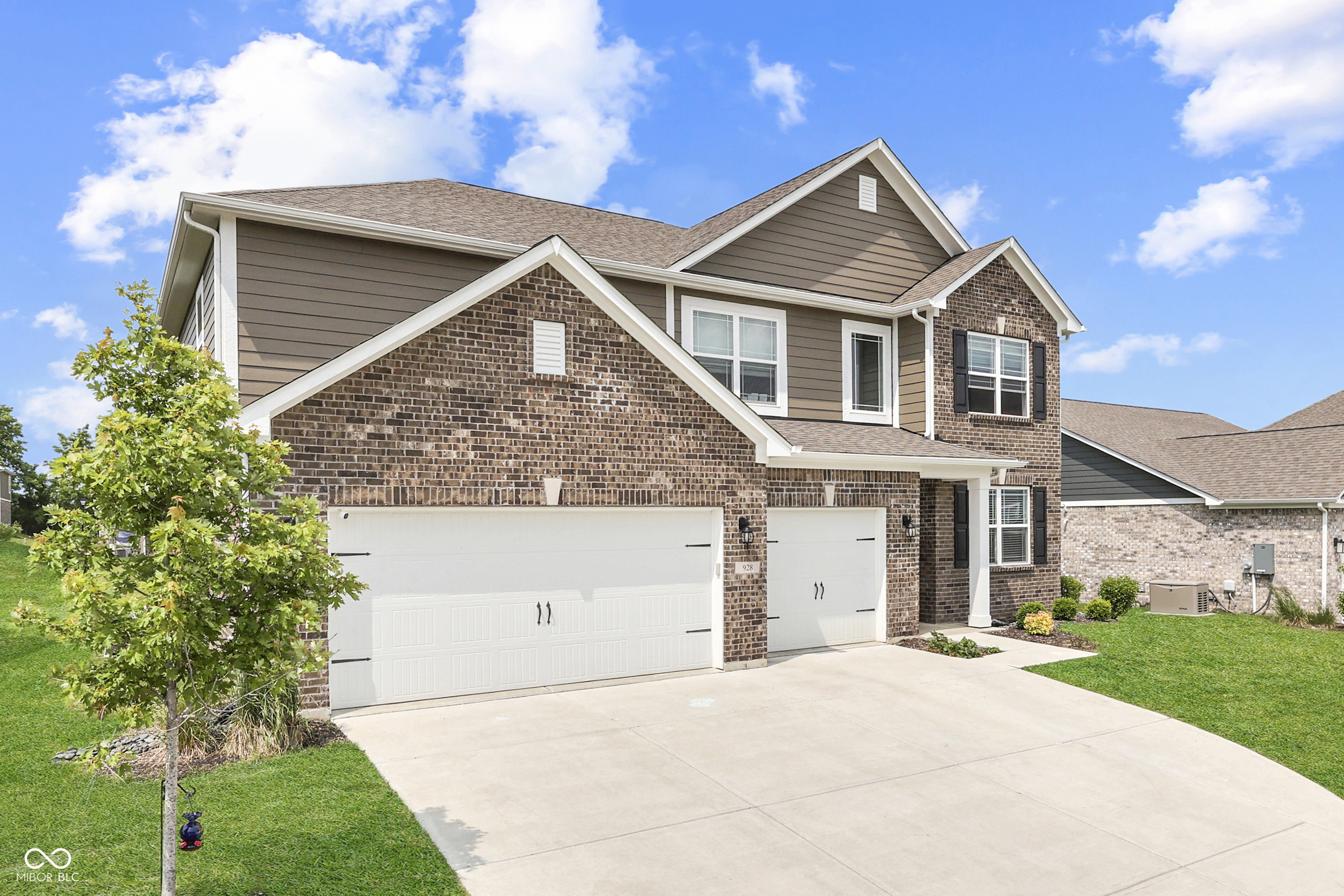 928 Ridge Rock Lane