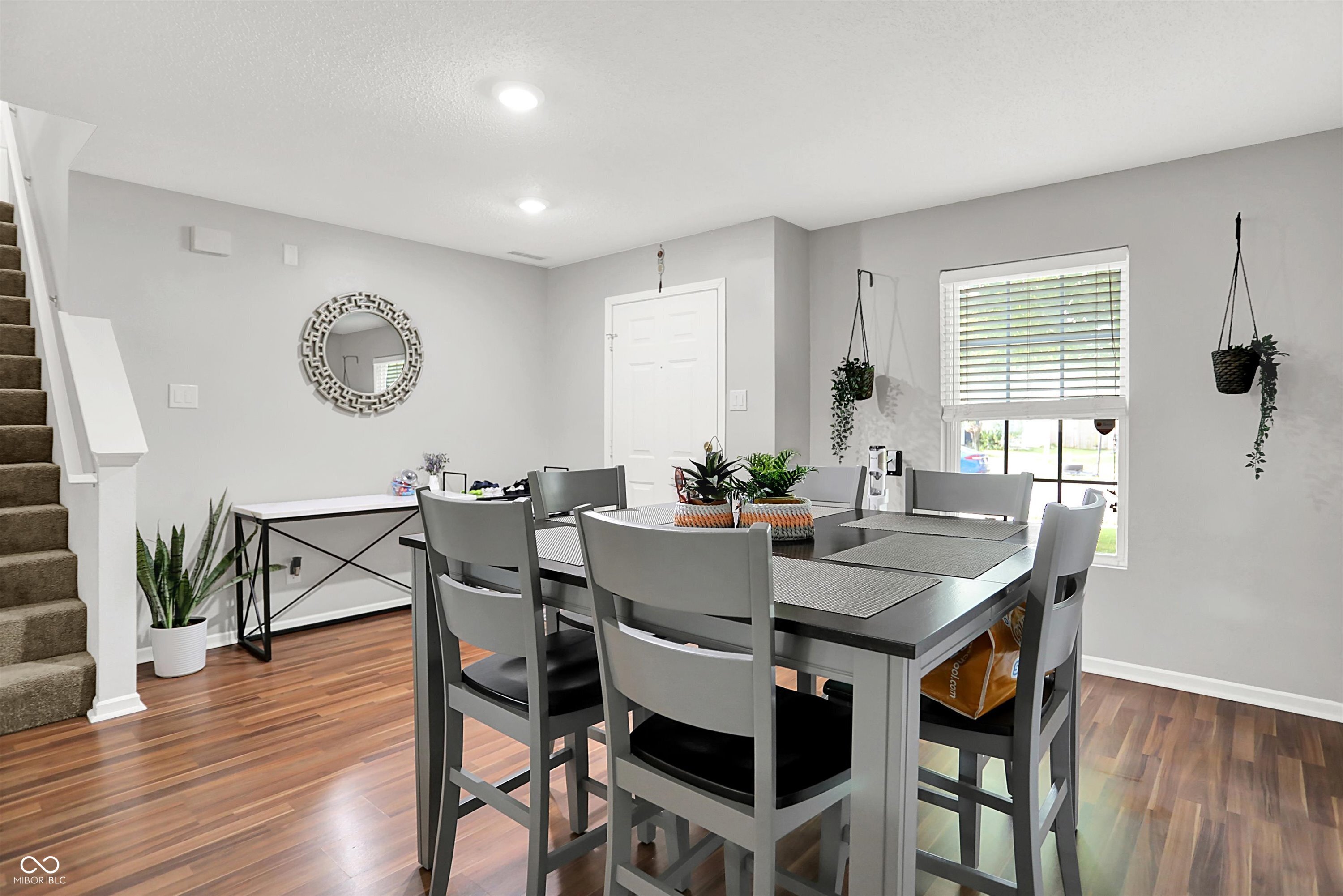 2932 Hearthside Drive