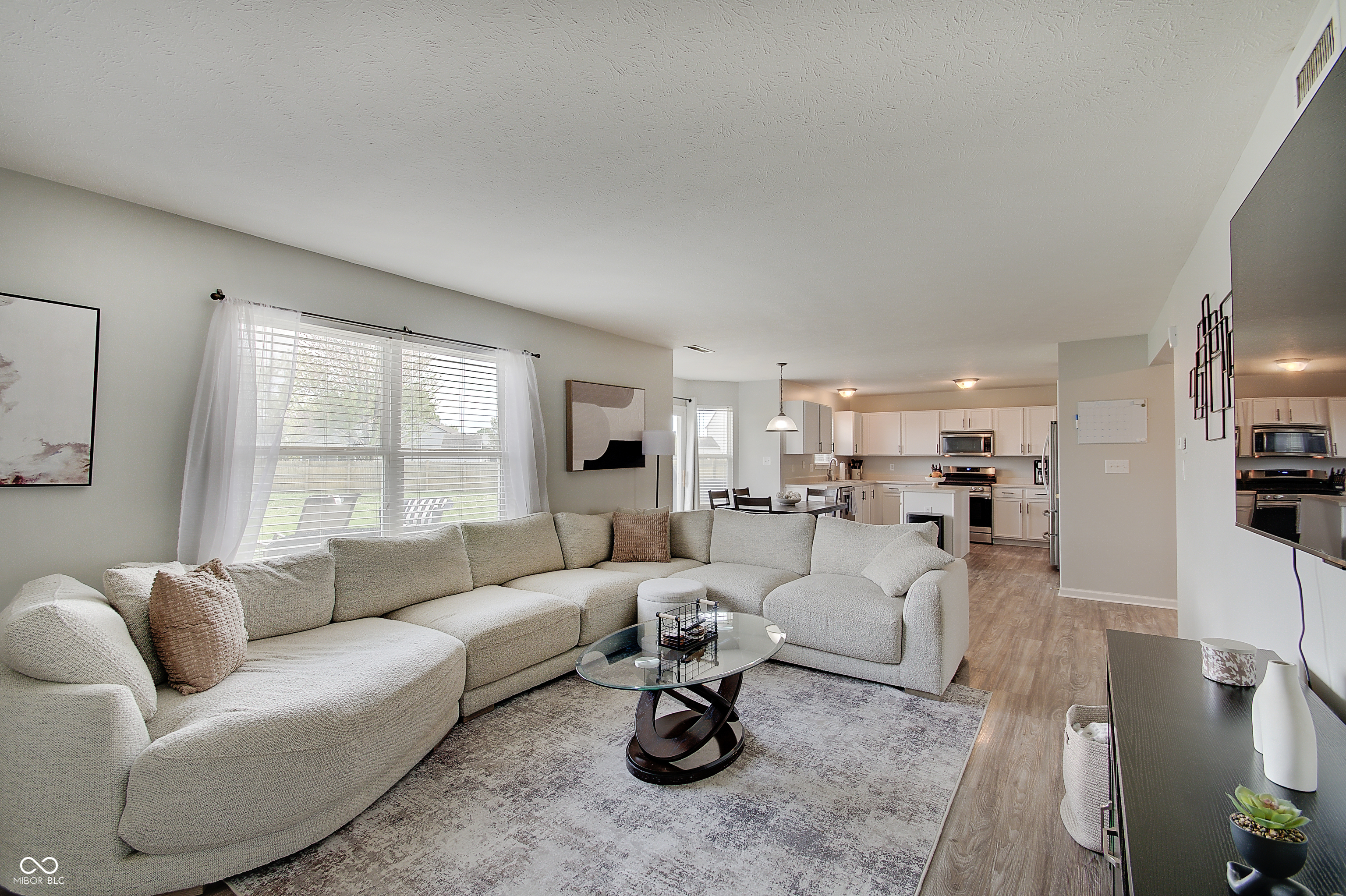 825 Palisades Court