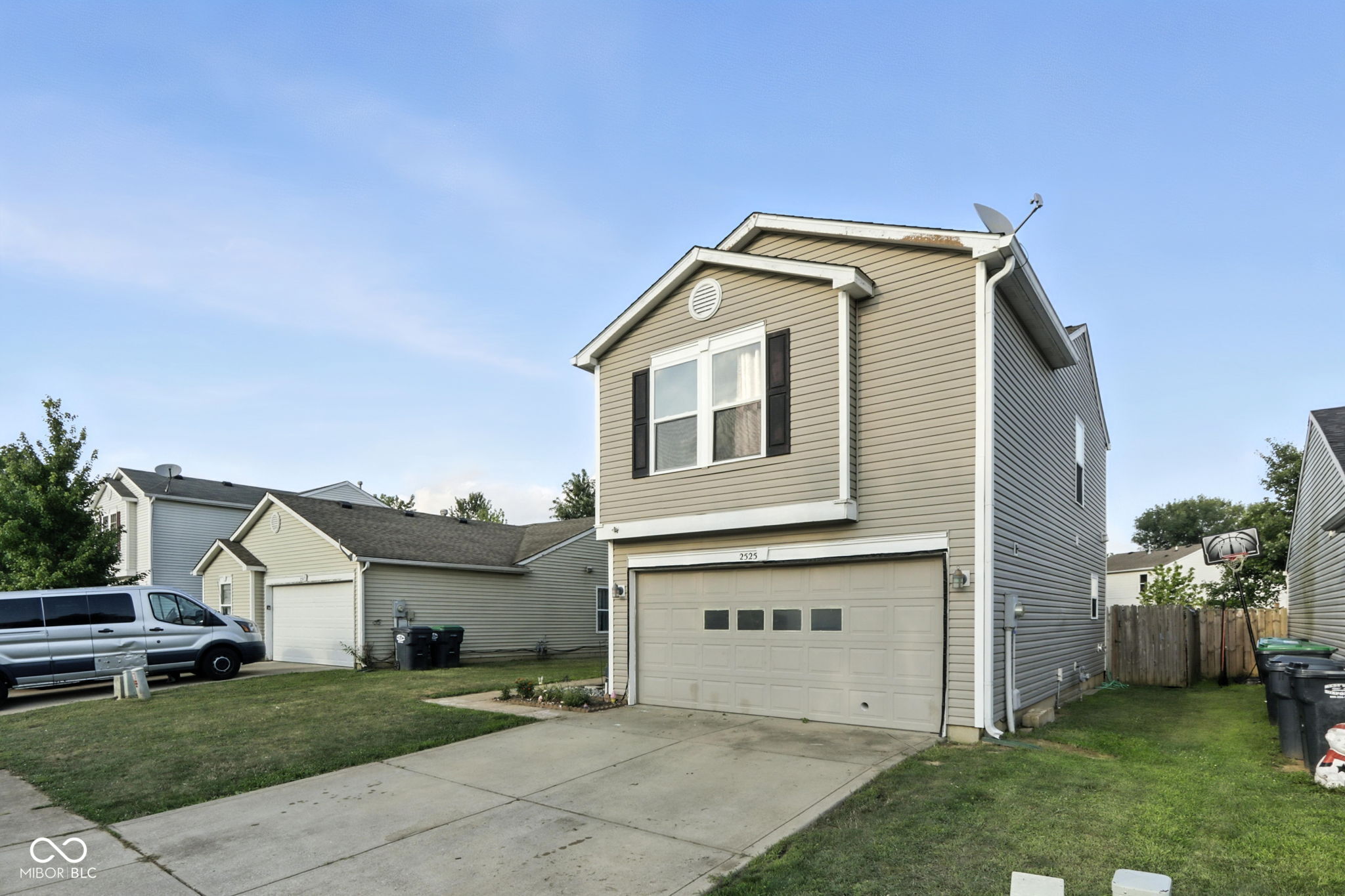 2525 Summerwood Lane