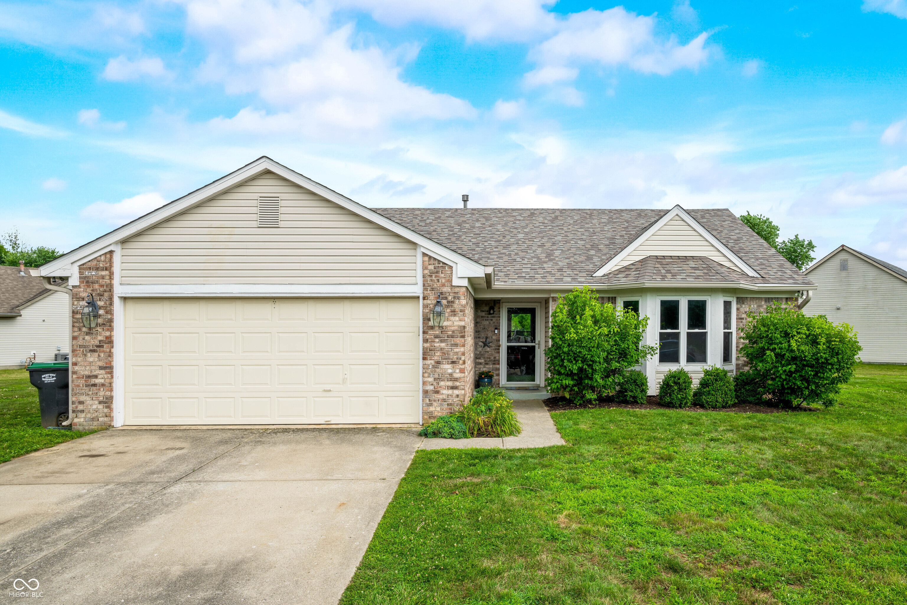 49 Grassy Drive