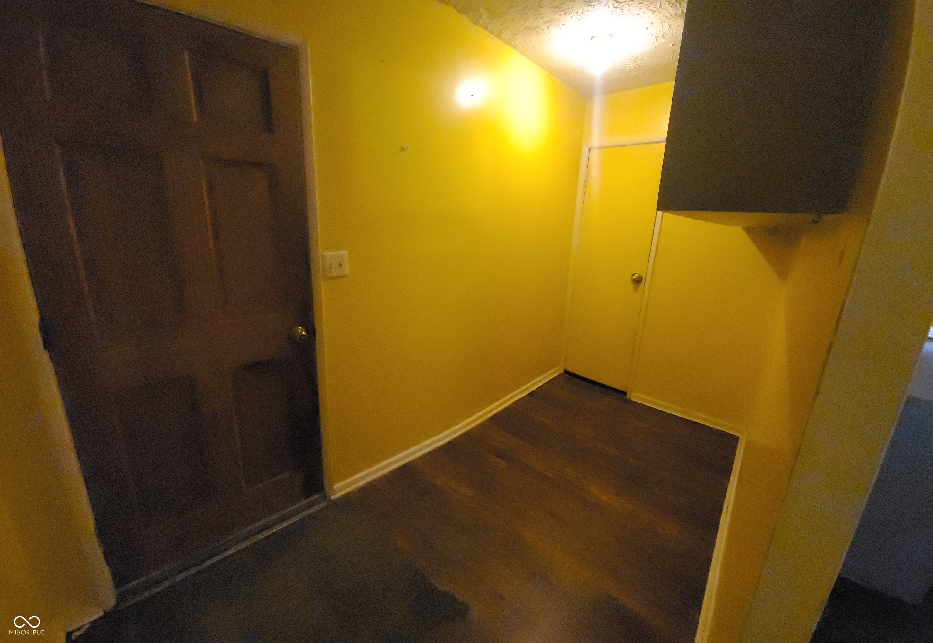 544 Sweetbriar Avenue