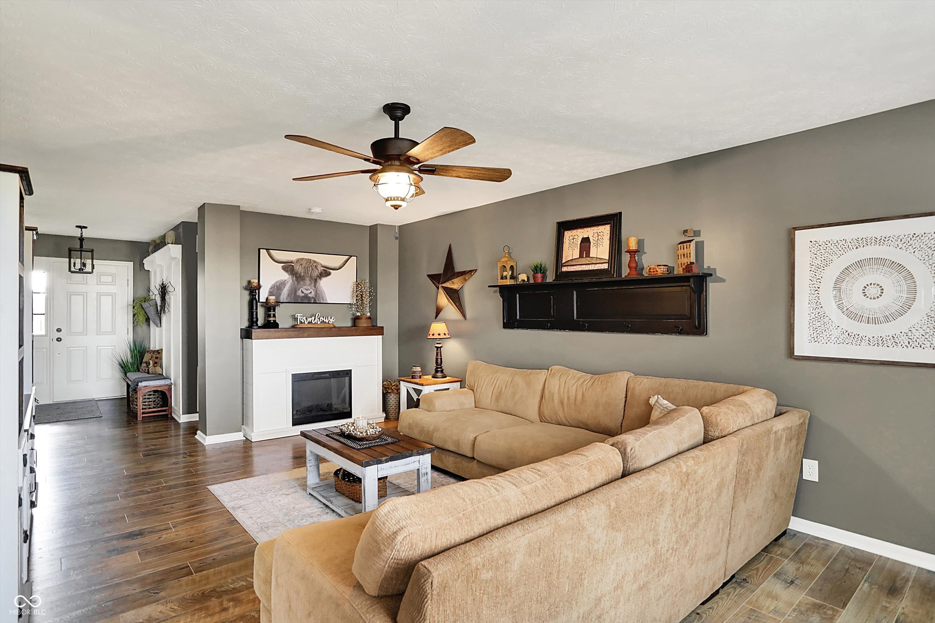 2538 Bridlewood Drive