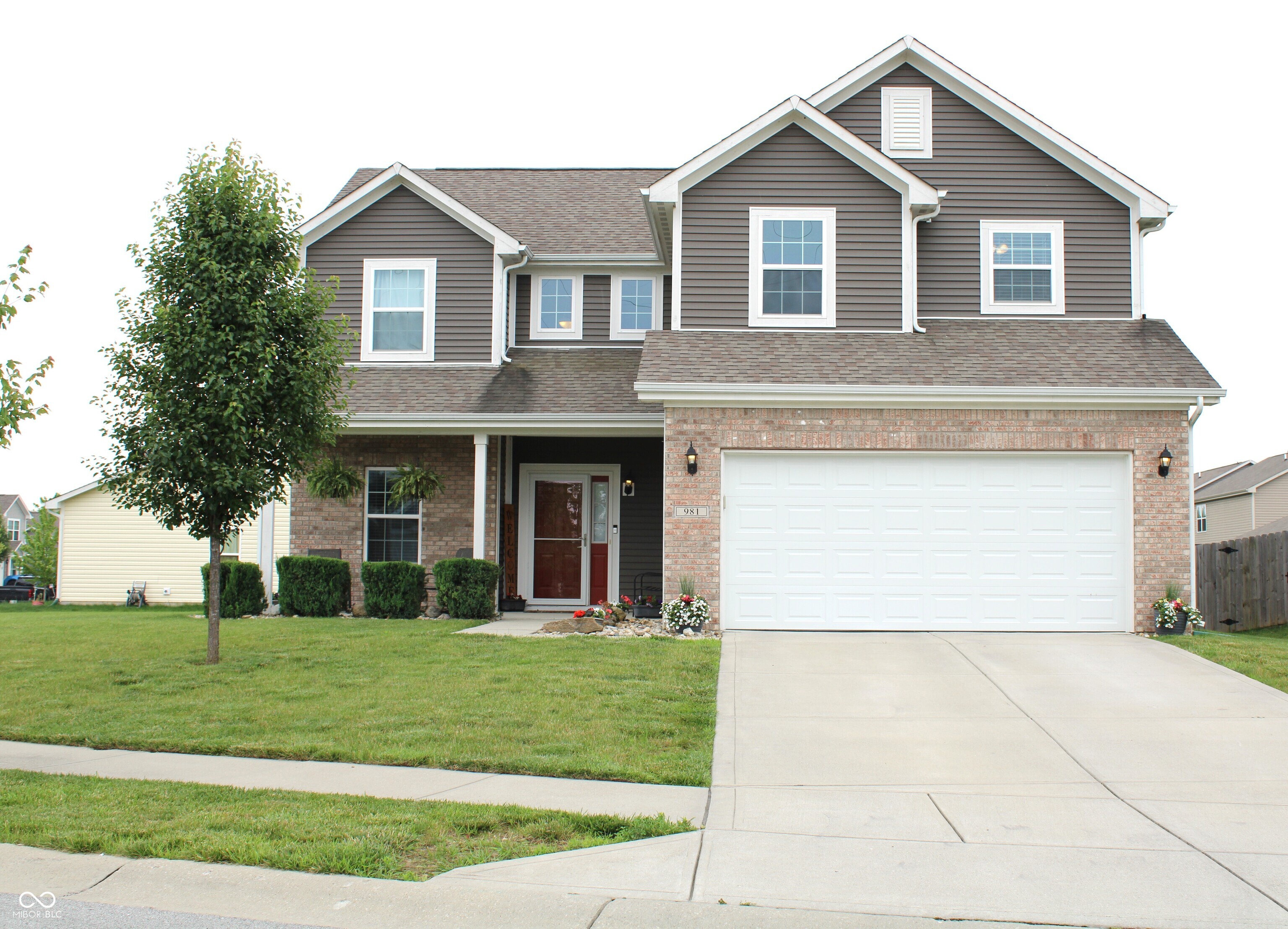 981 Redwood Drive