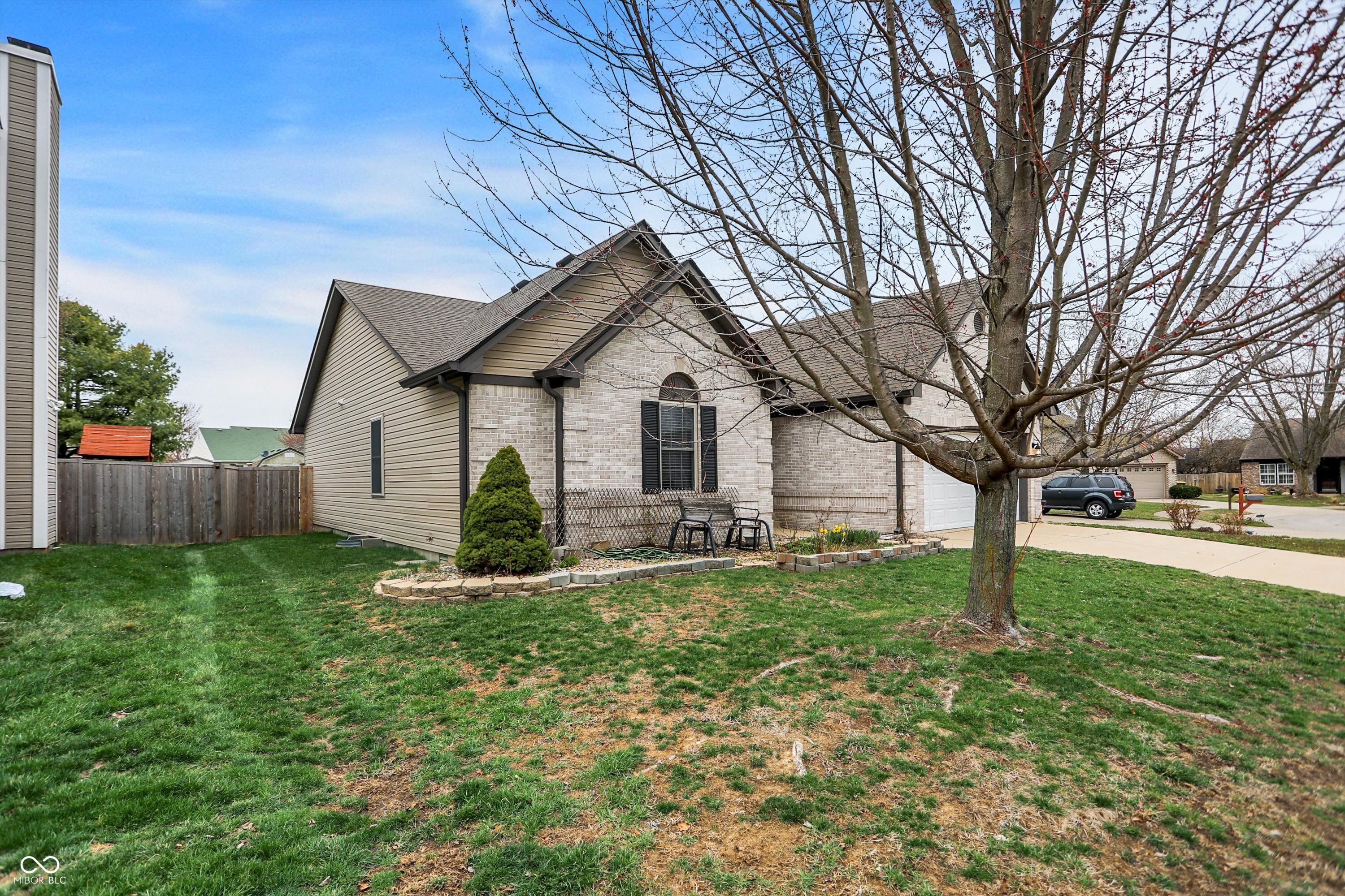 1086 Meadowview Court