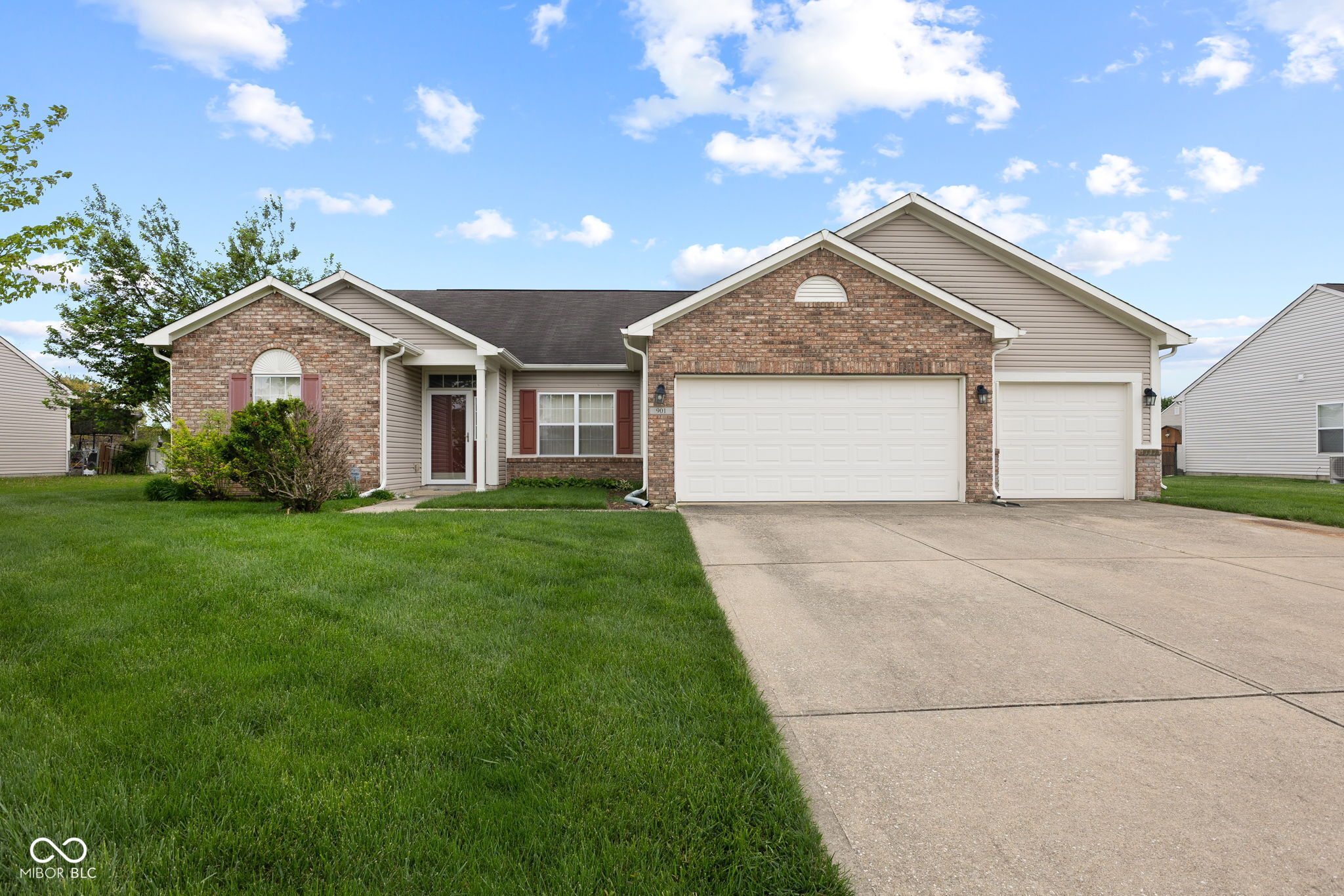 901 Palomino Place