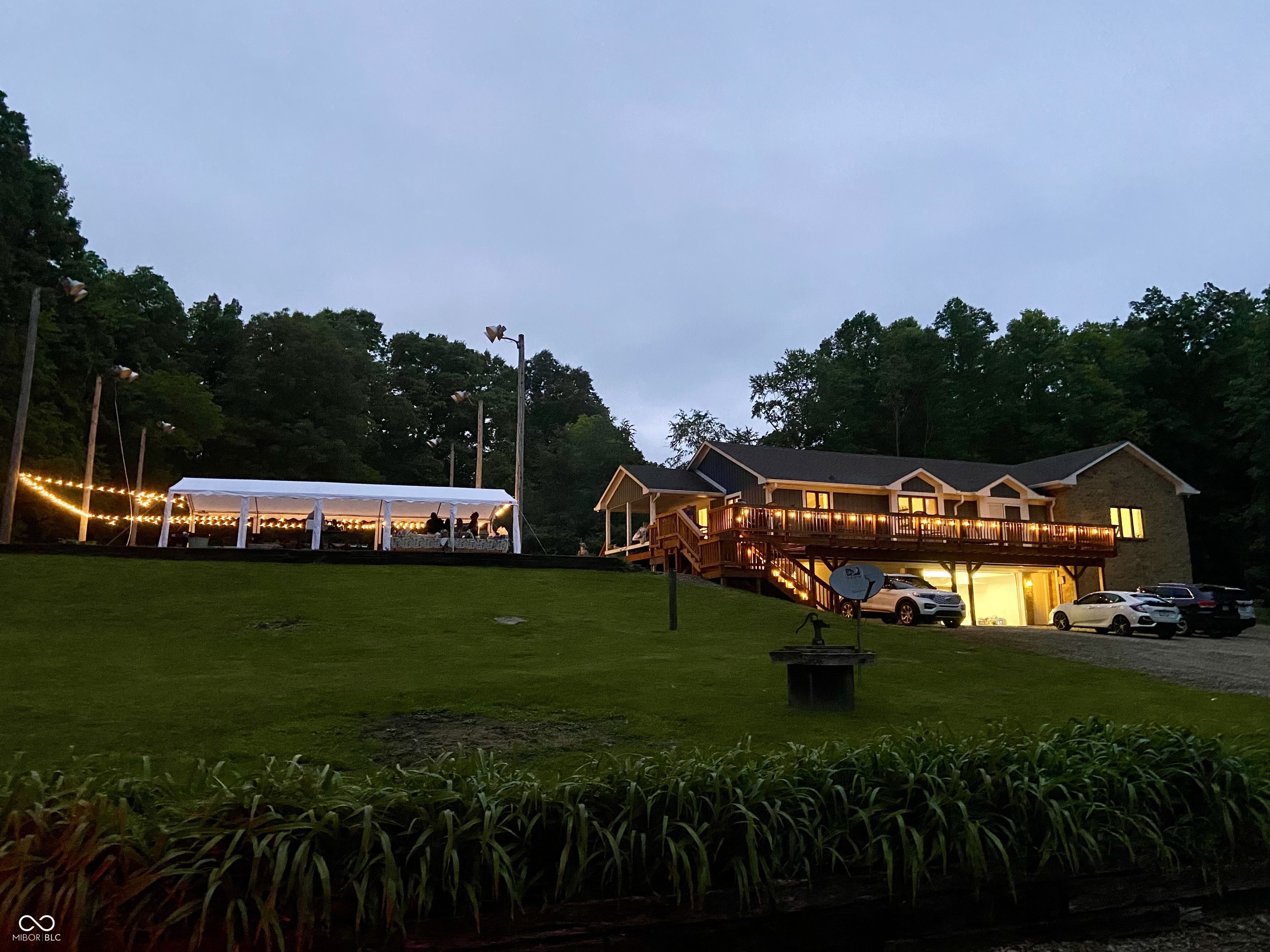 3264 W Roberts Road