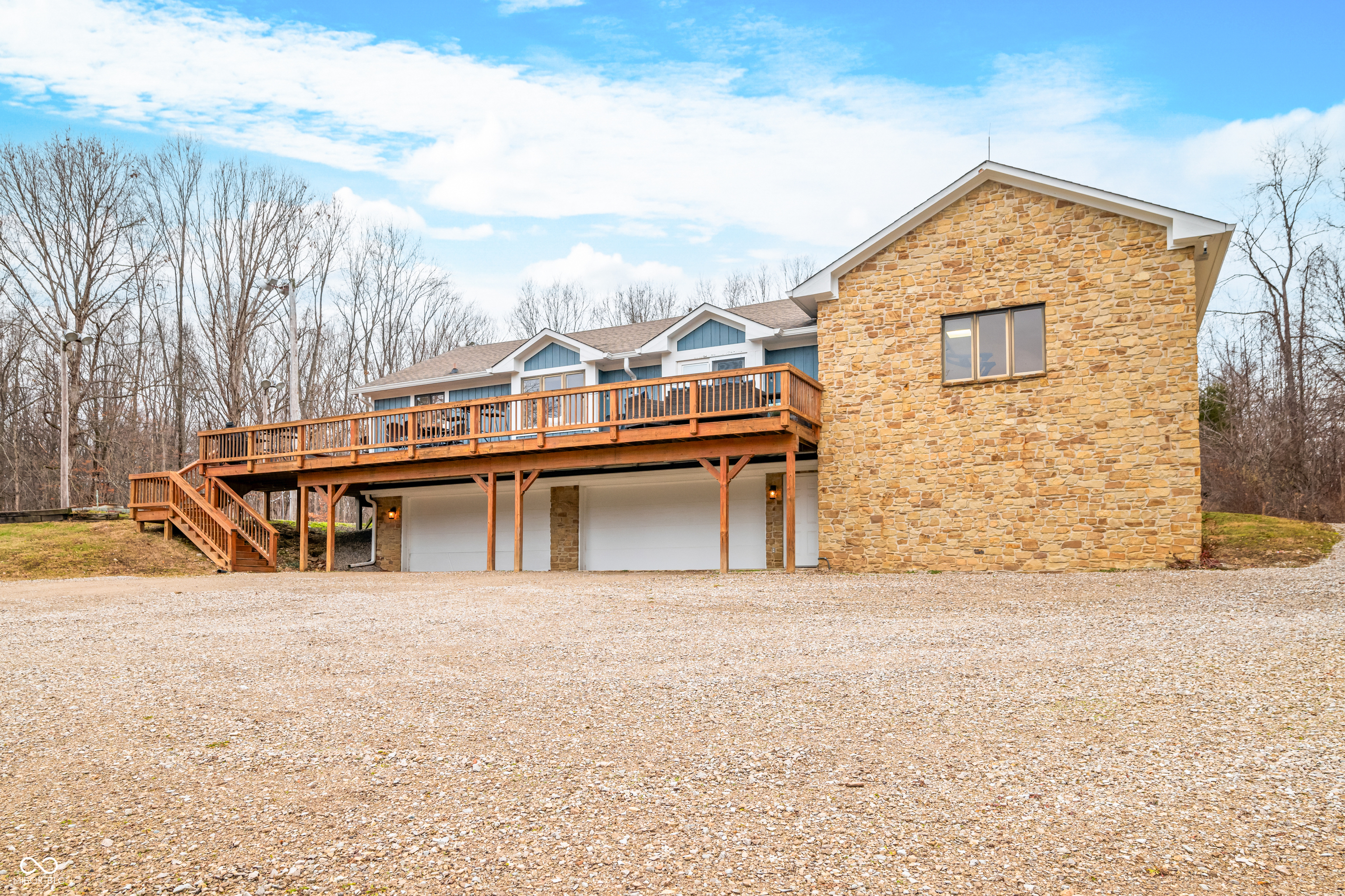 3264 W Roberts Road