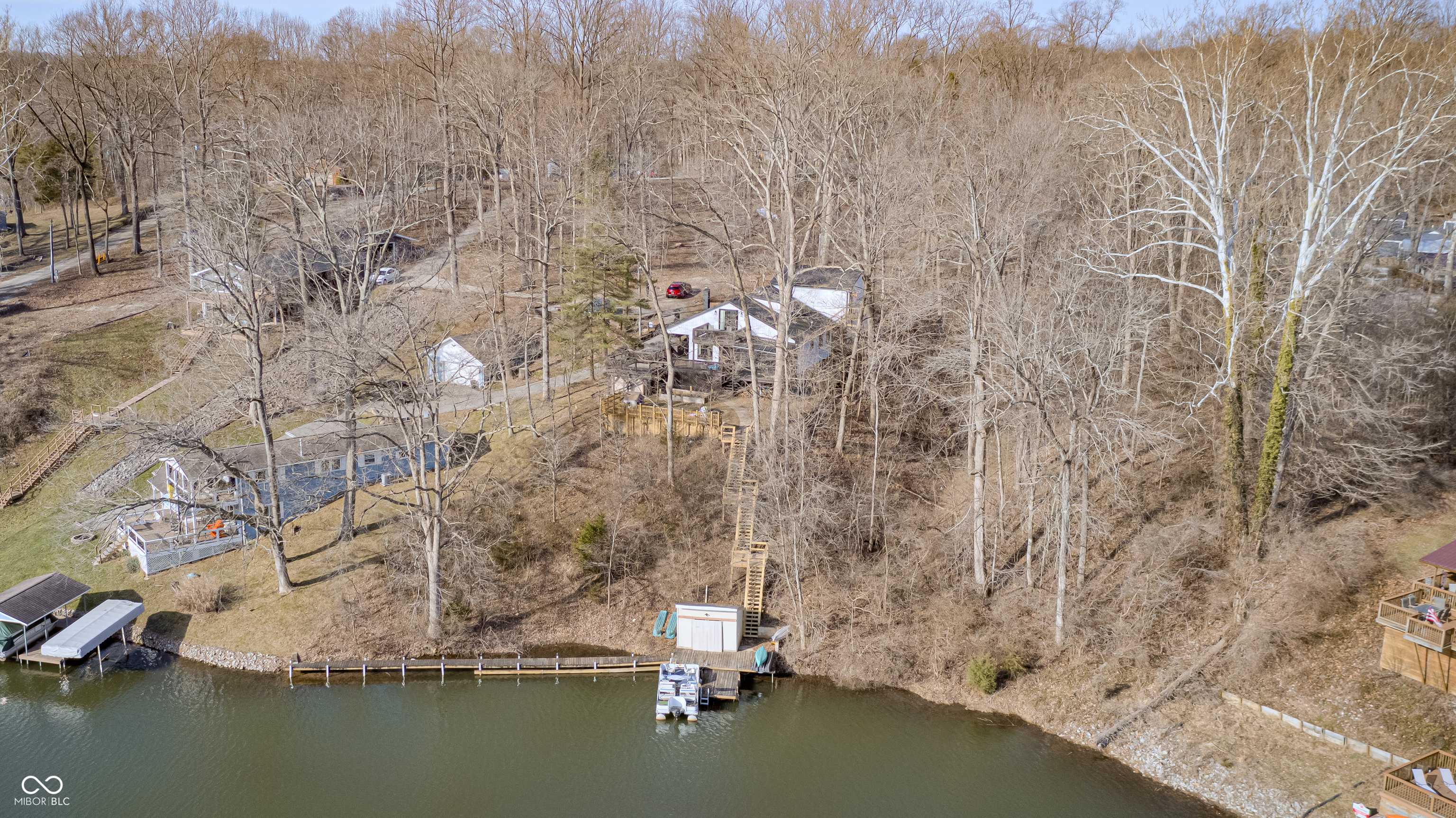 459 W Lakeview Drive
