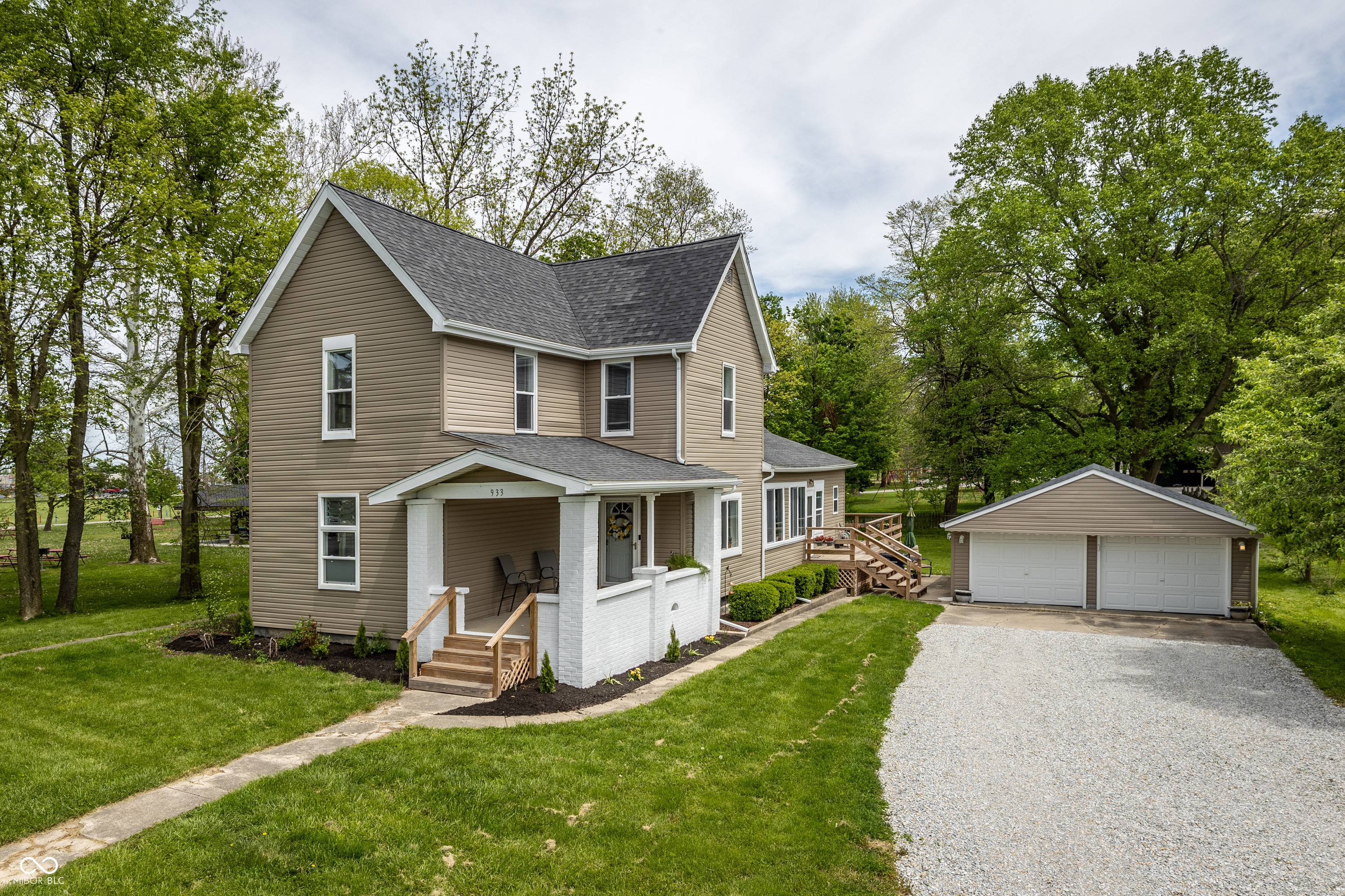 933 N 19th N Street