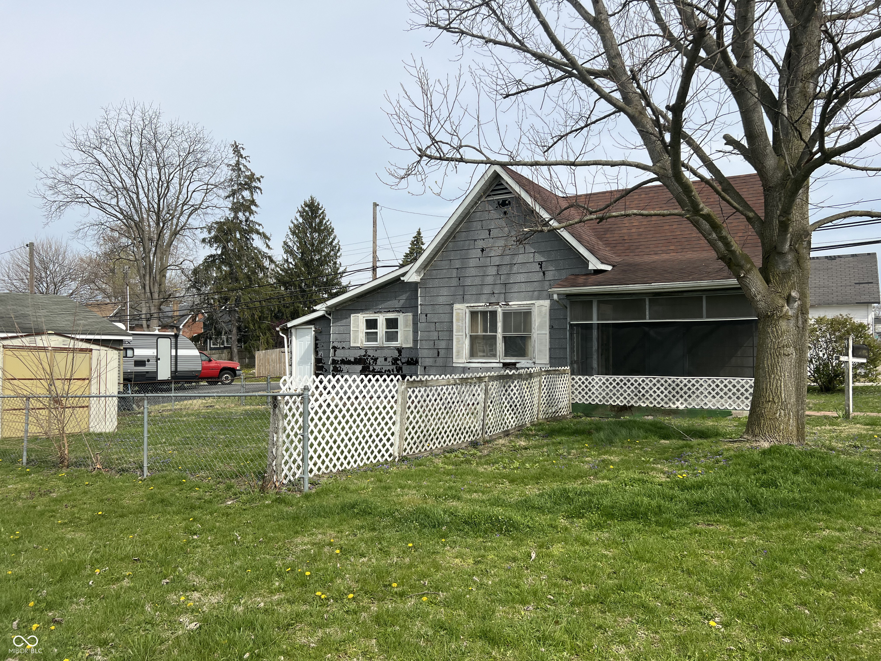 214 S 10th Street