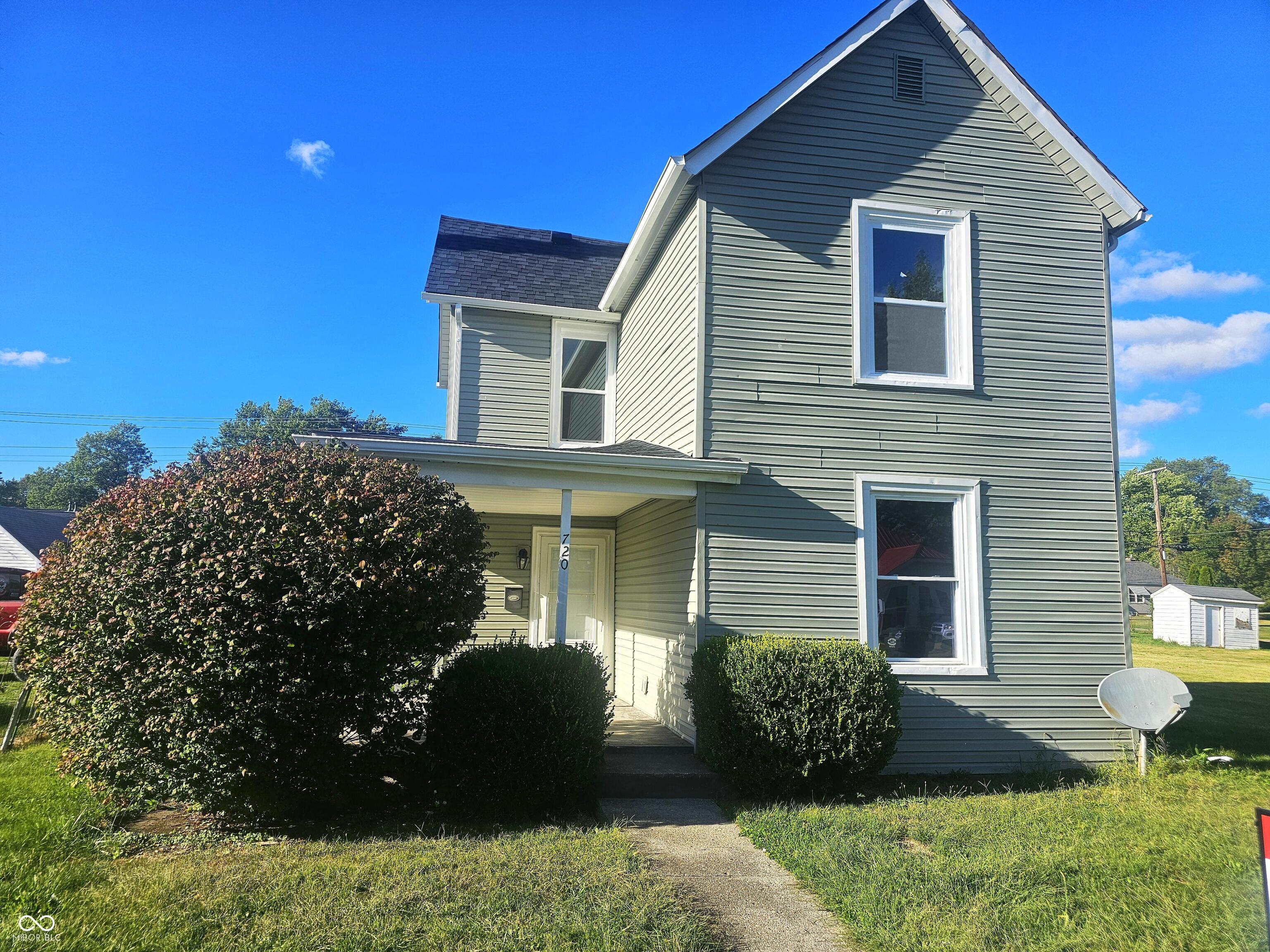 720 W Adams Street