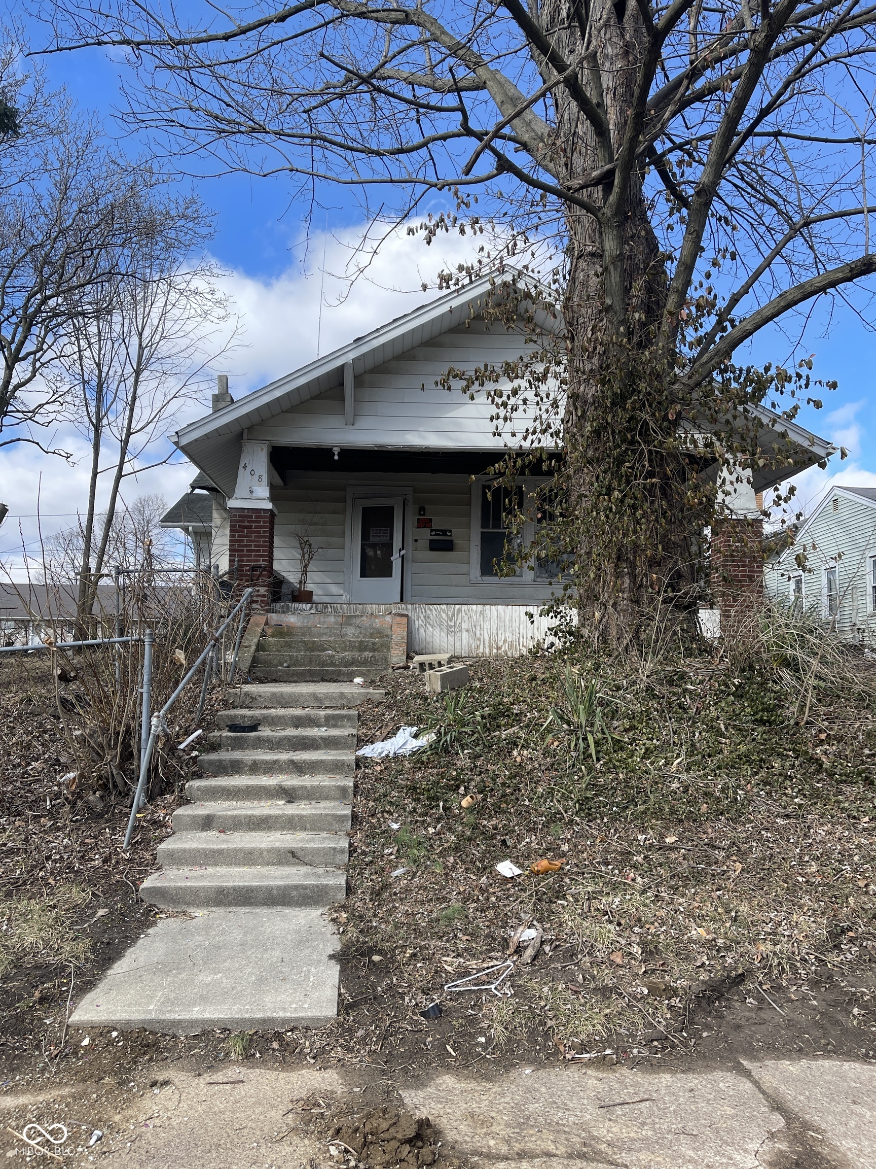 408 E Monroe Street