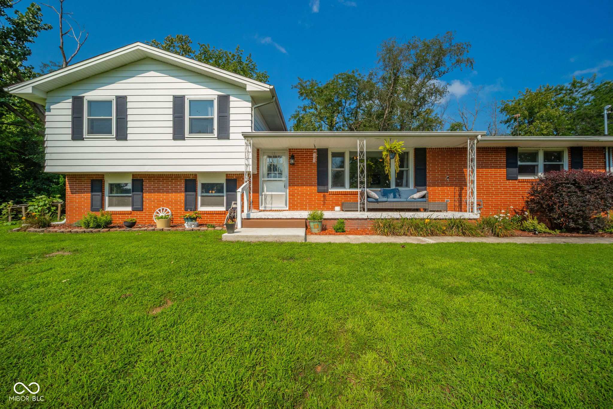 2615 Alexandria Pike