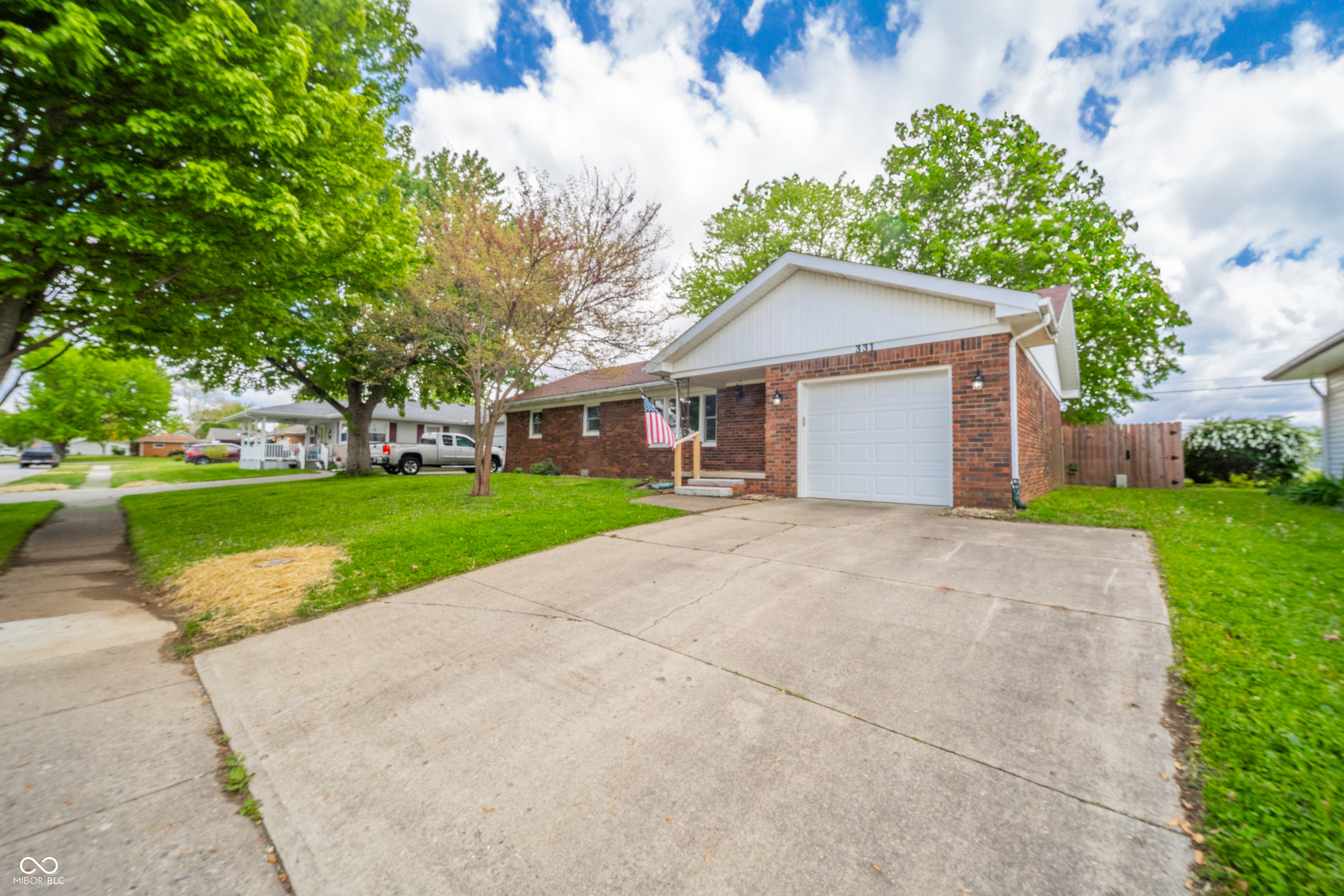 331 W 5th Street