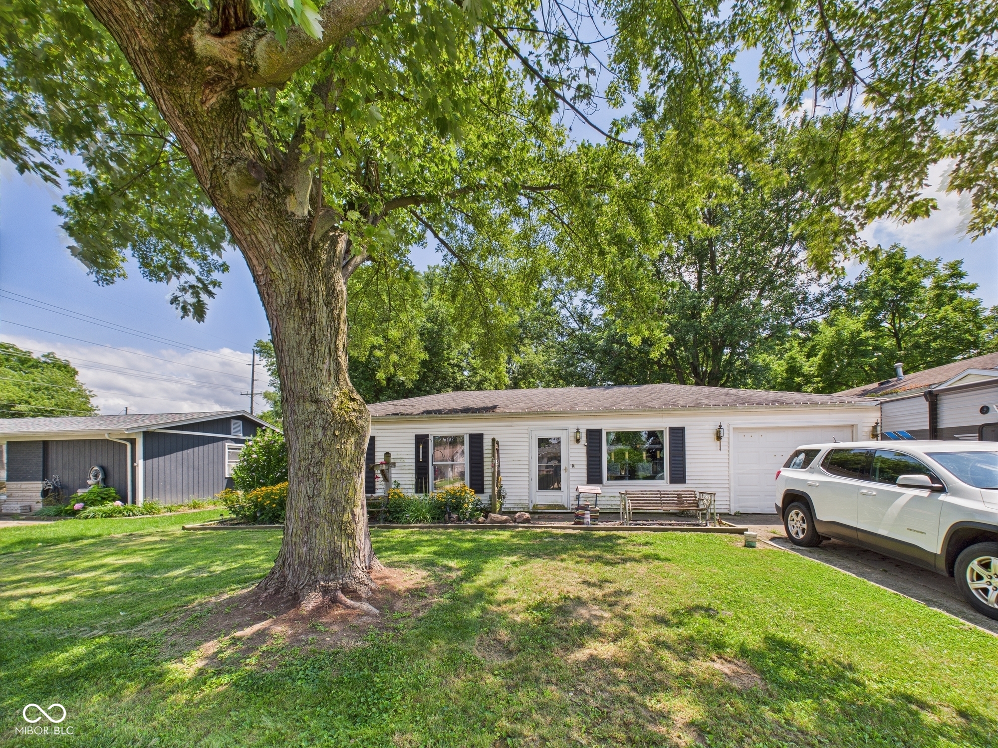 311 Hawthorne Avenue