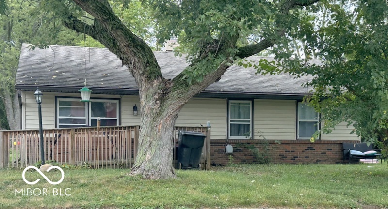 1902 Edgemont Way