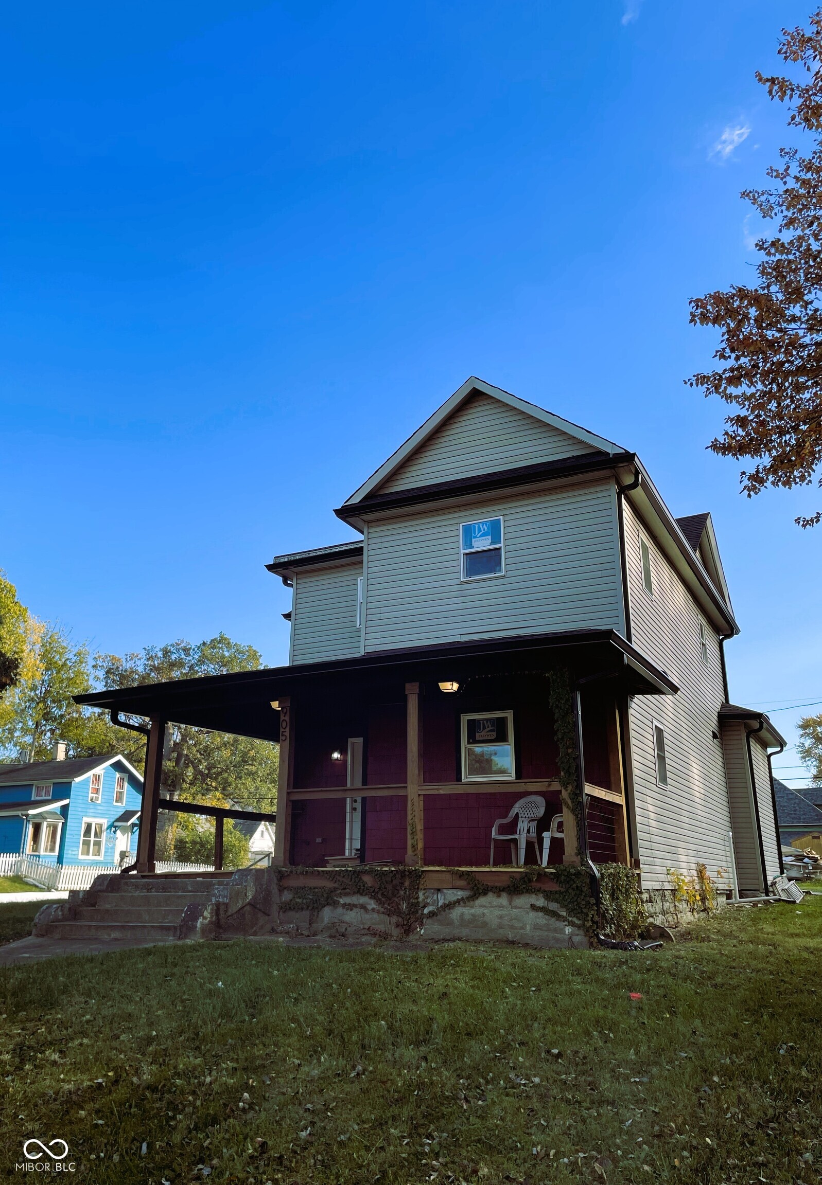 905 W 3rd Street