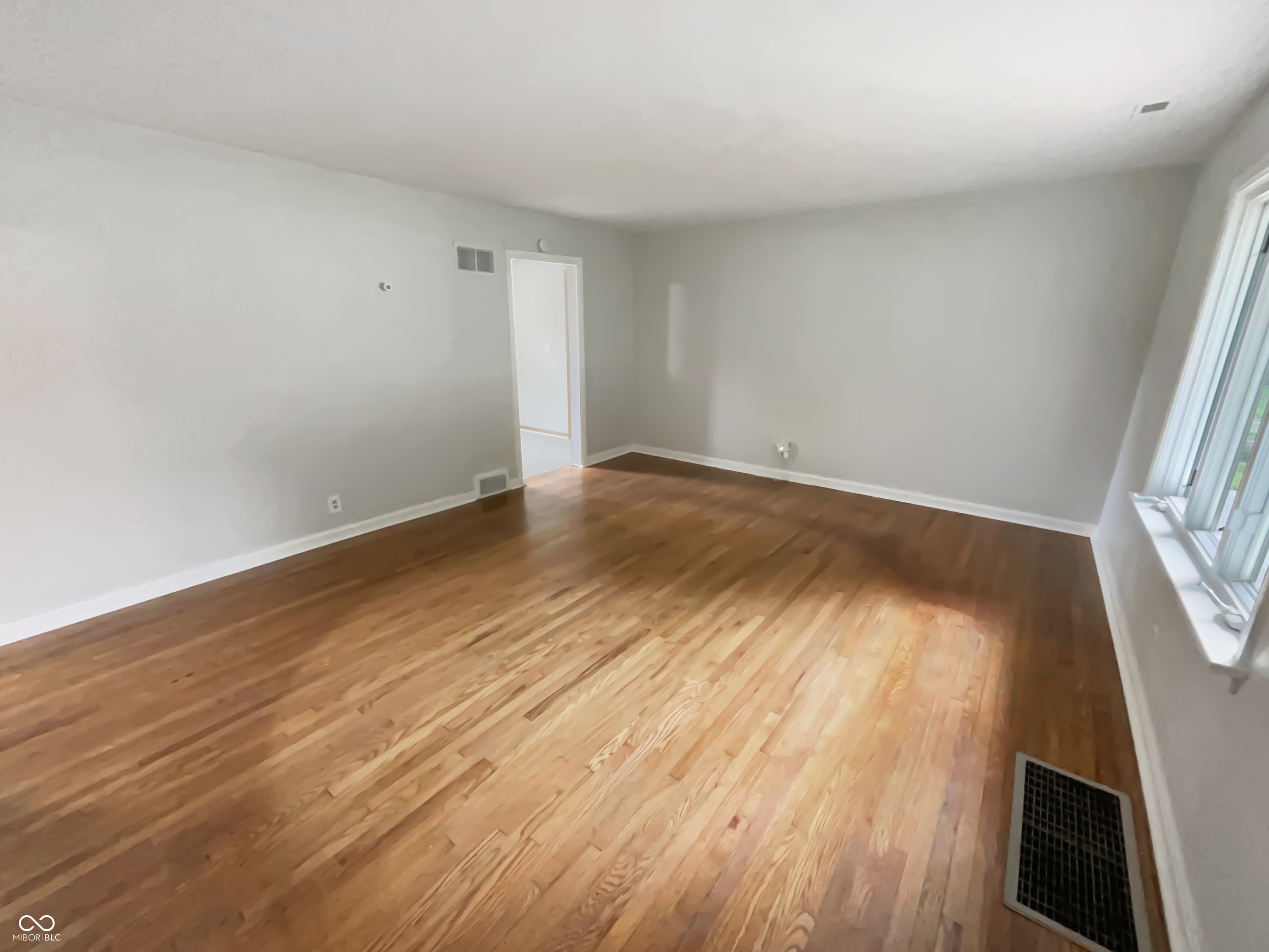 3218 W 18th Street