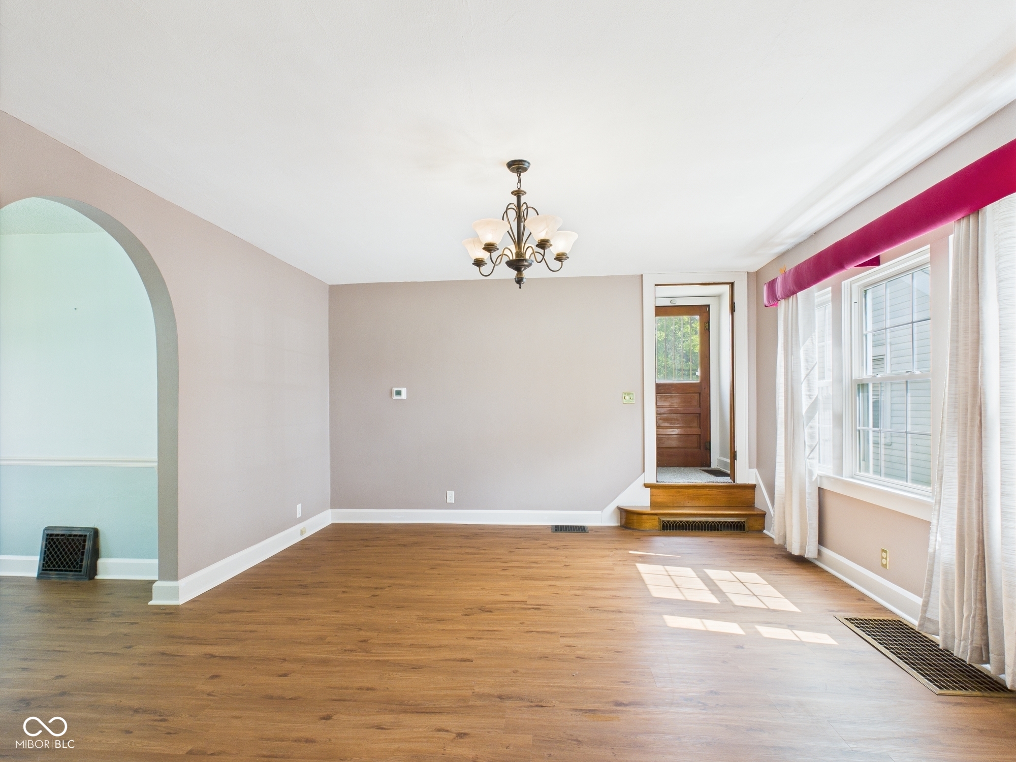 328 Marine Drive