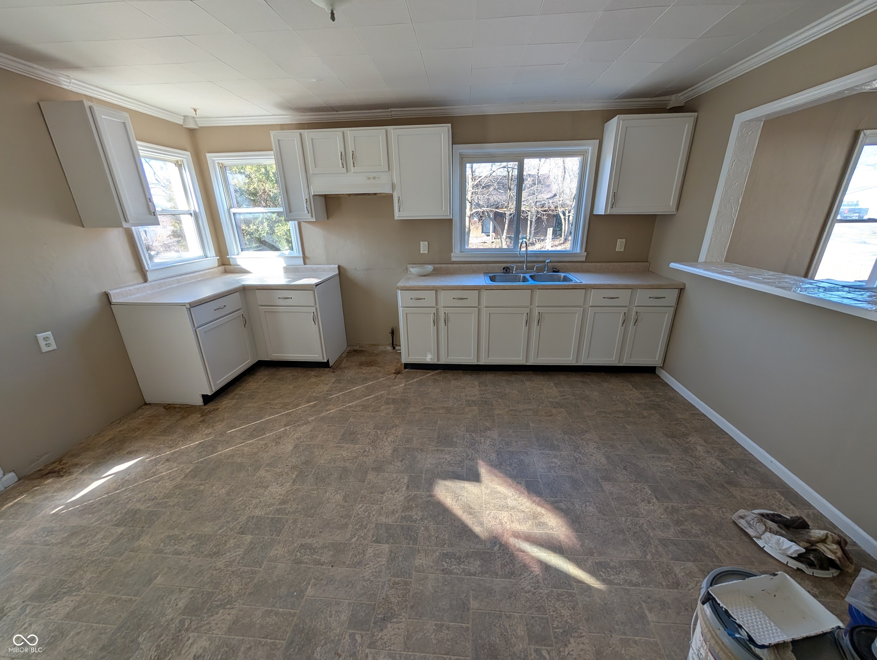 603 W 33rd Street