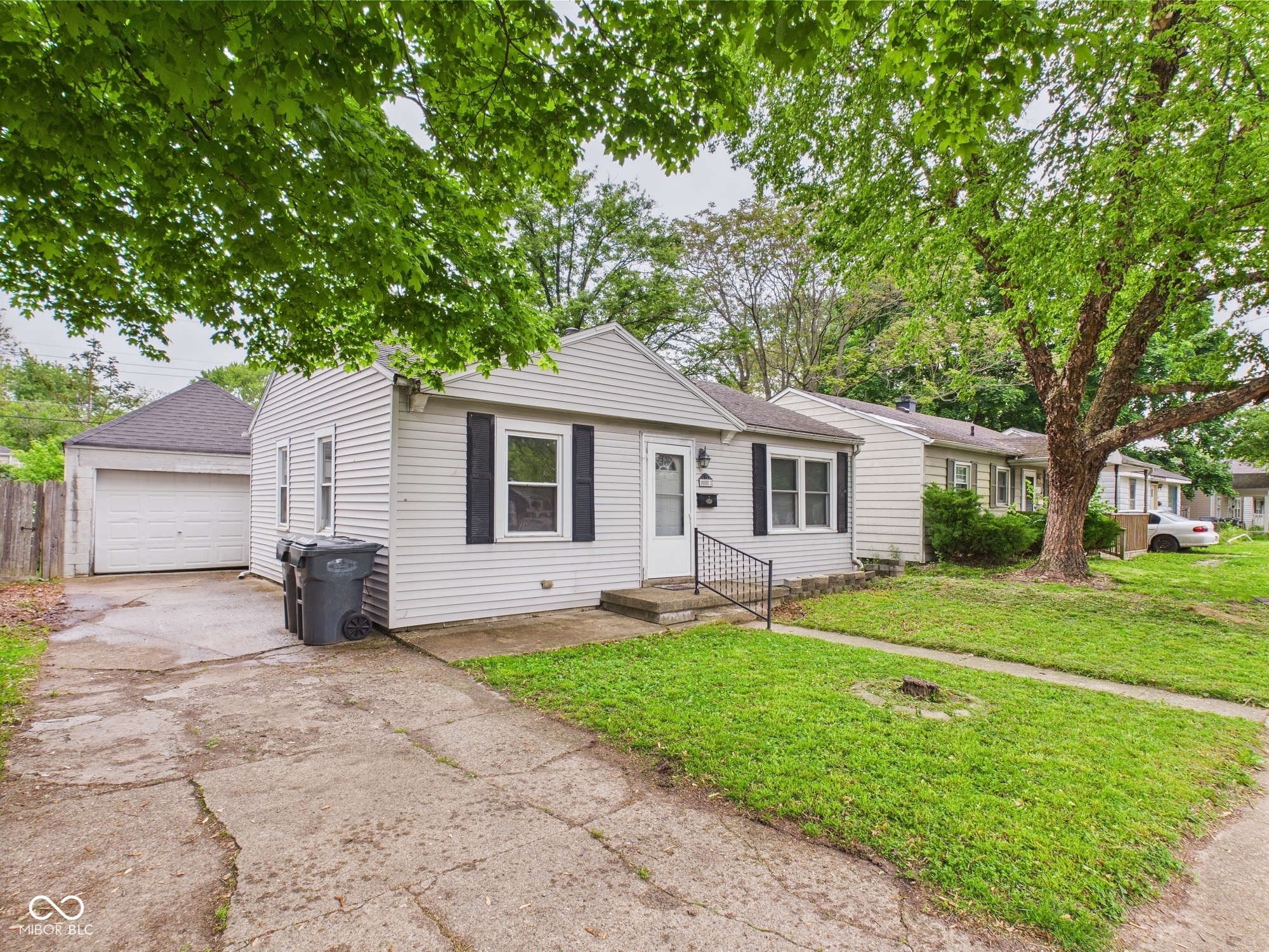 602 W 34th Street