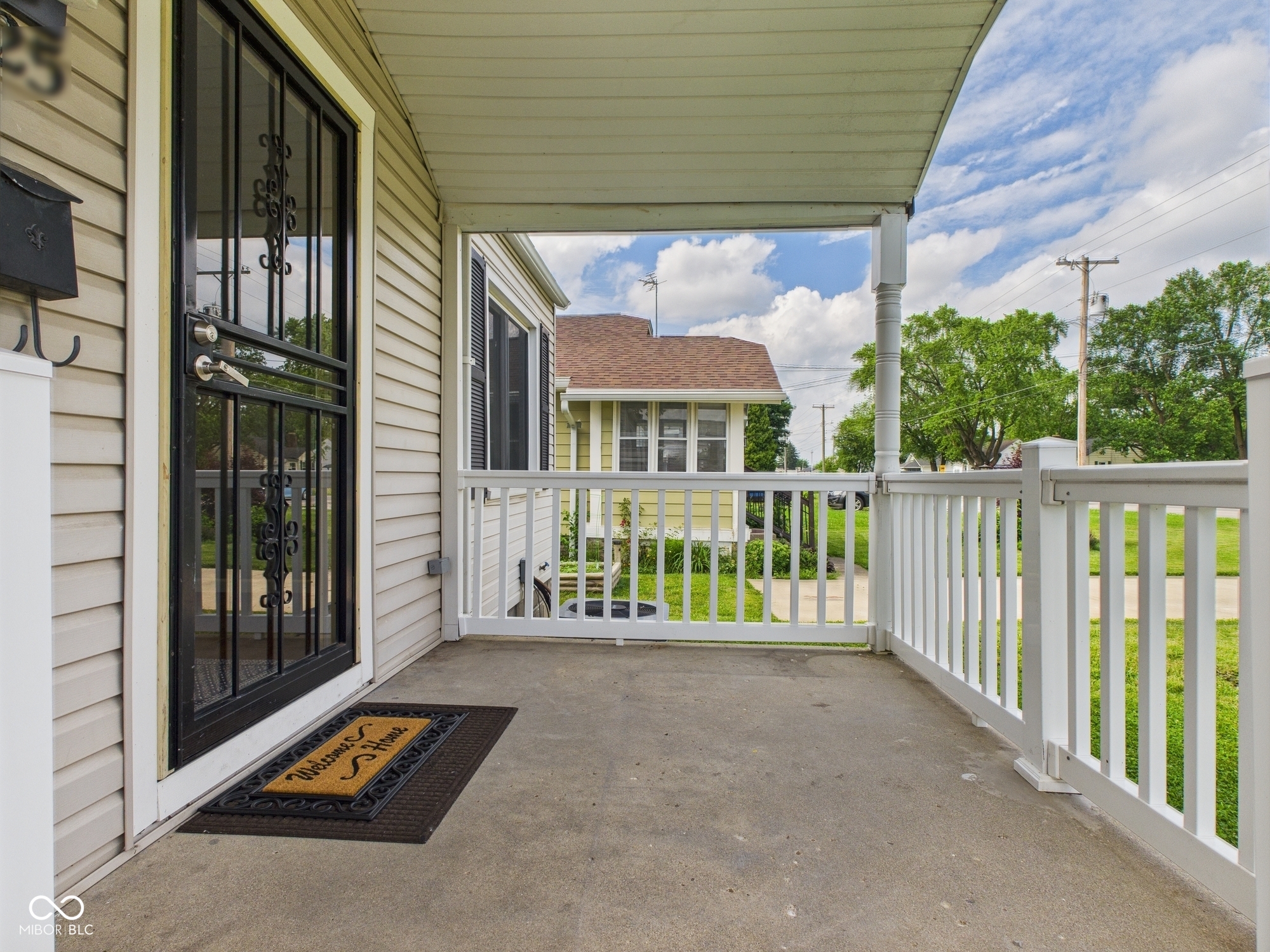 4025 Main Street