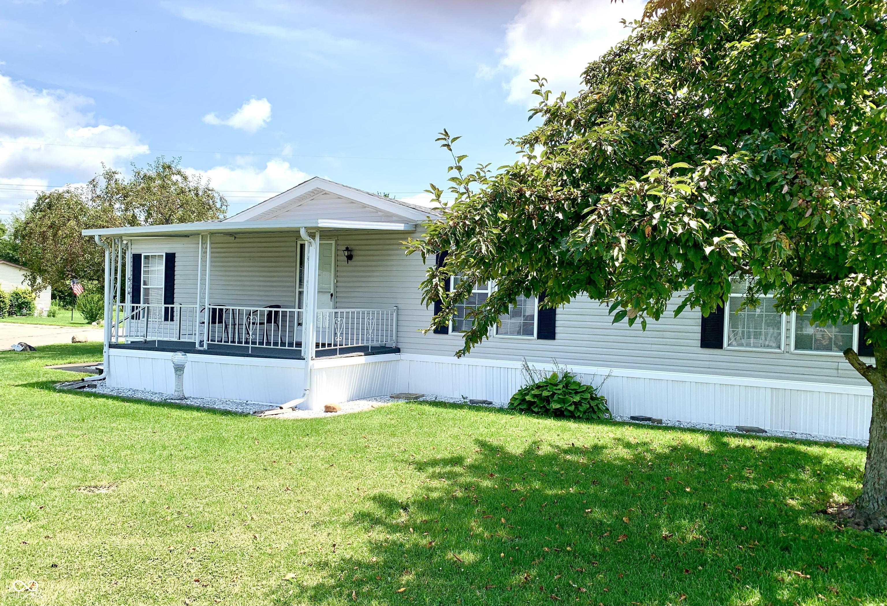 514 Welcome Way