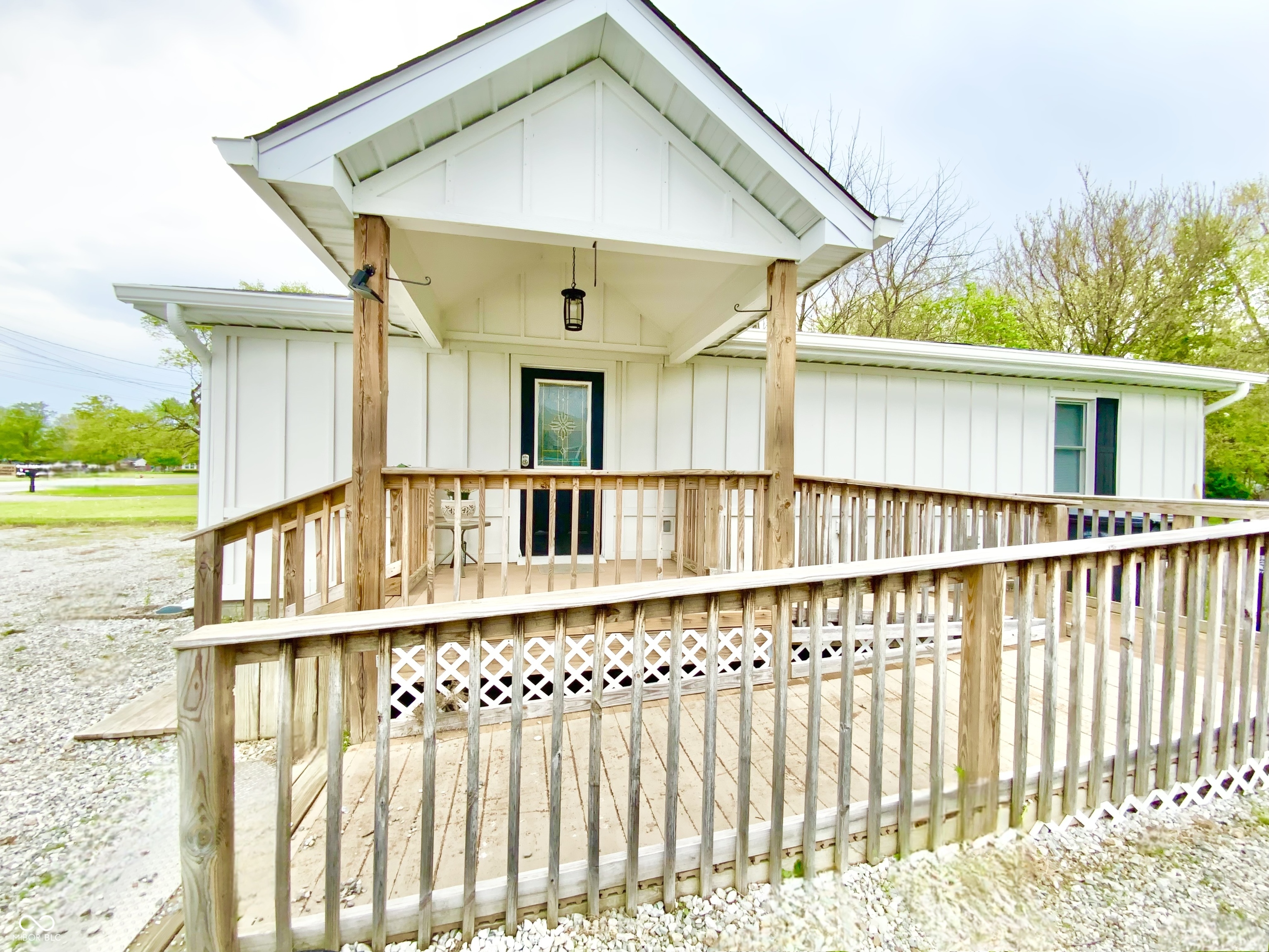 223 E 53rd Street