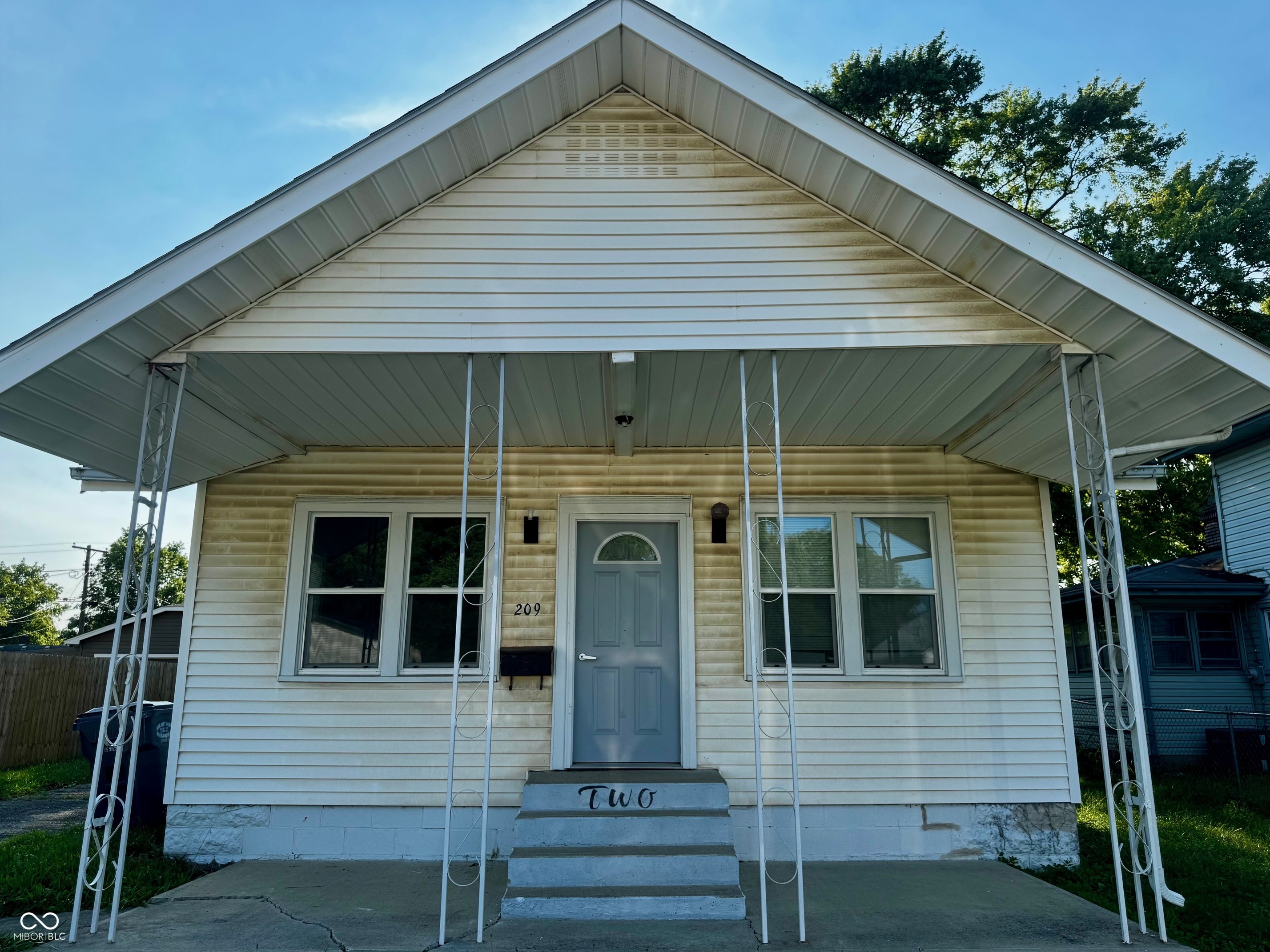 209 Pearl Street