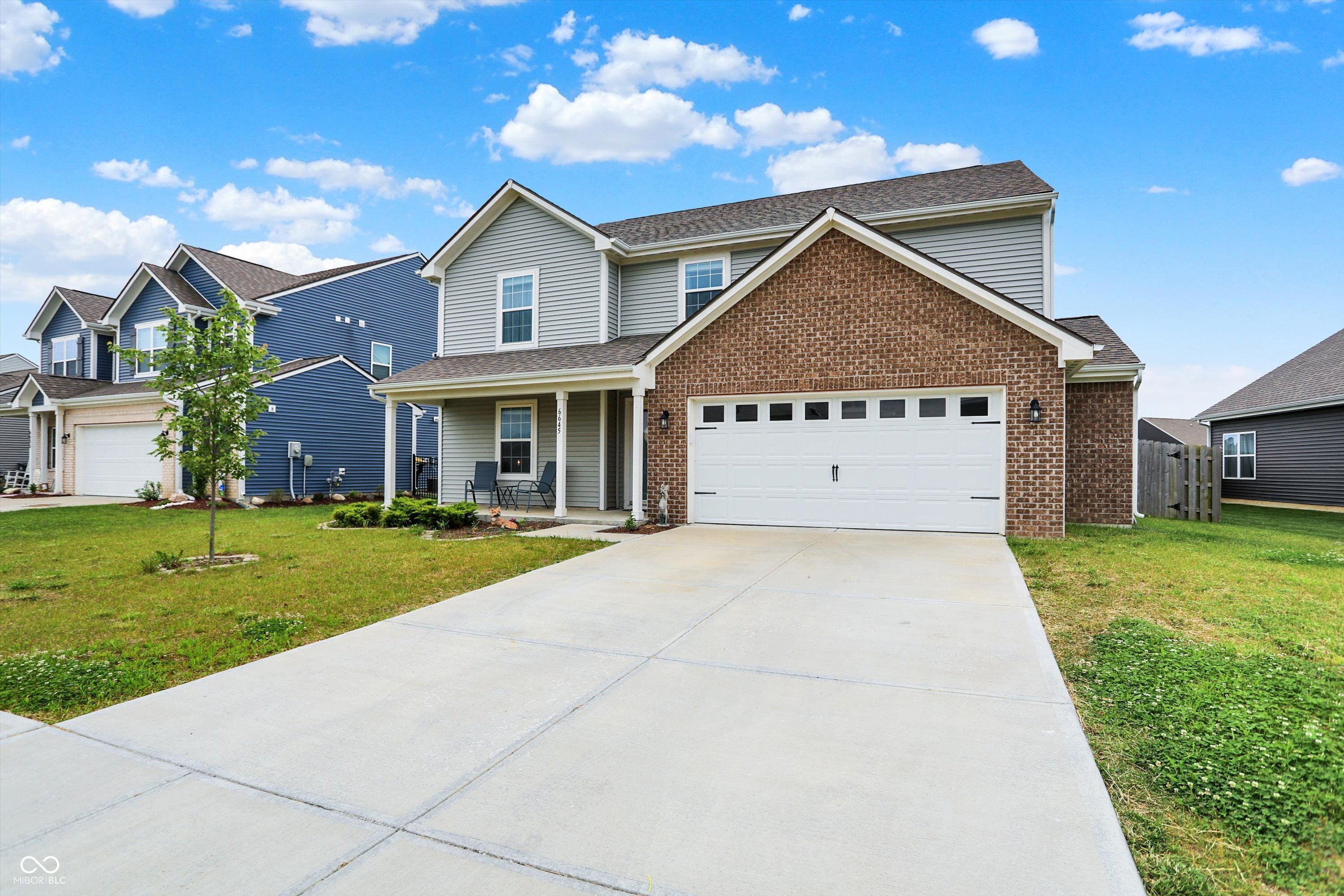 6645 Honeysuckle Way