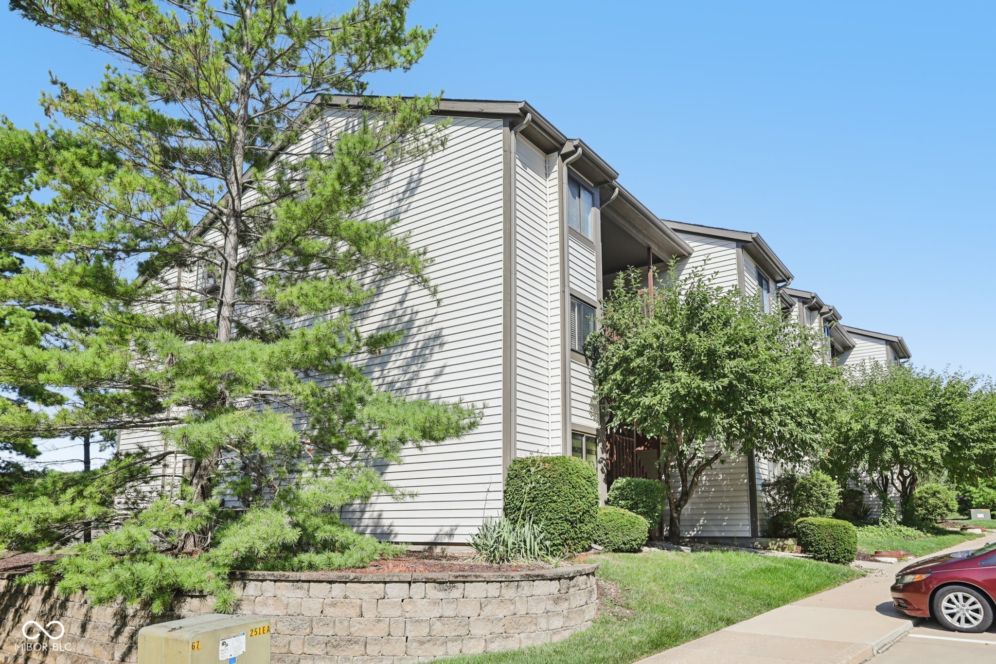 8168 Shorewalk Drive