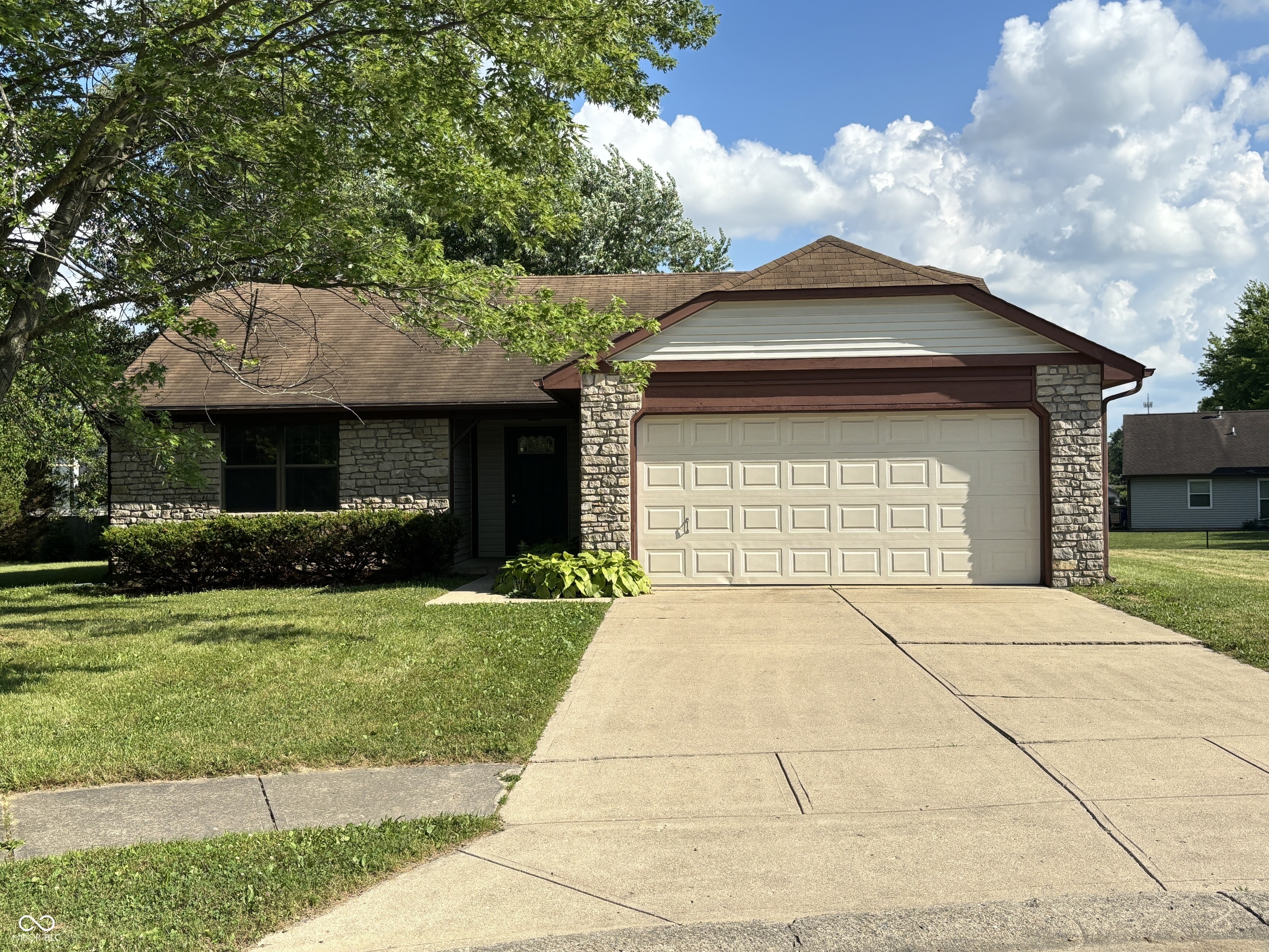7313 Shanna Circle