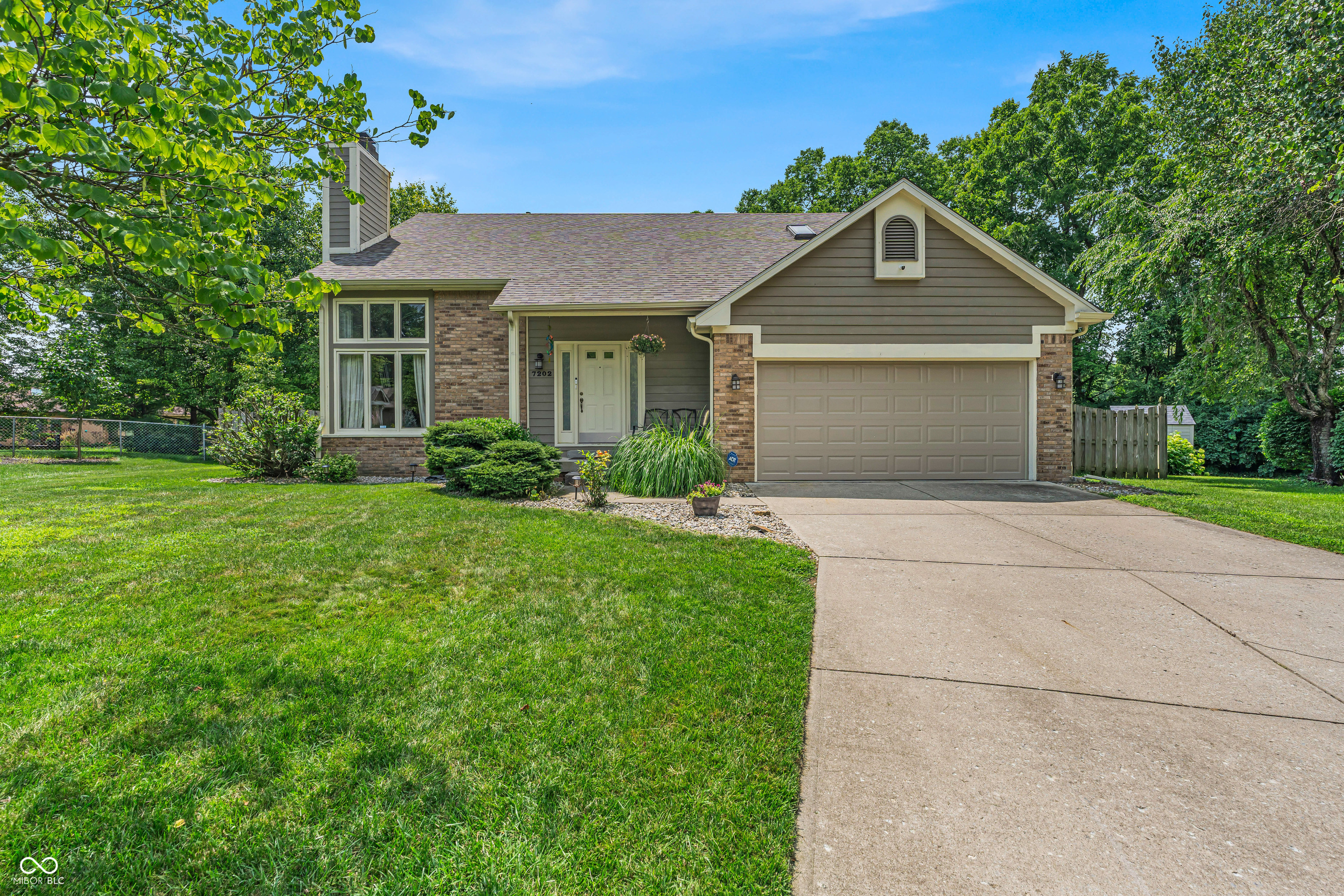 7202 Old Oak Trail