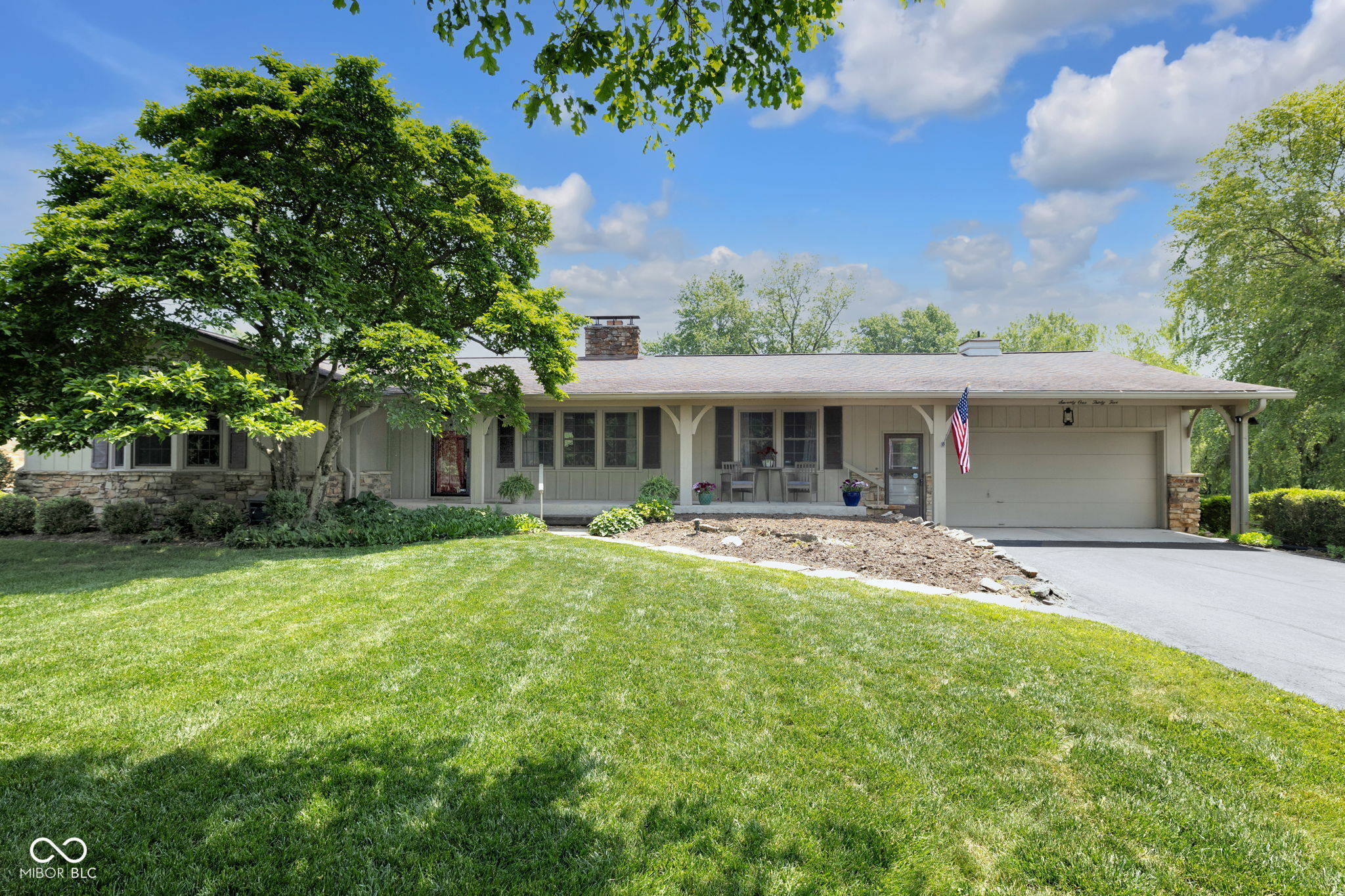 7135 Lantern Road